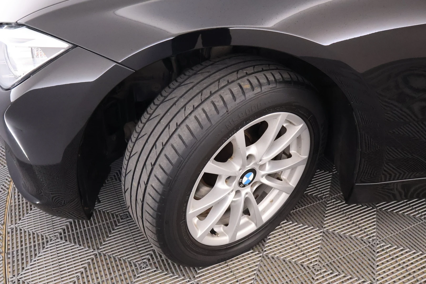 Car Image - 1WgR3psaTJGDMxXJaMqDlf