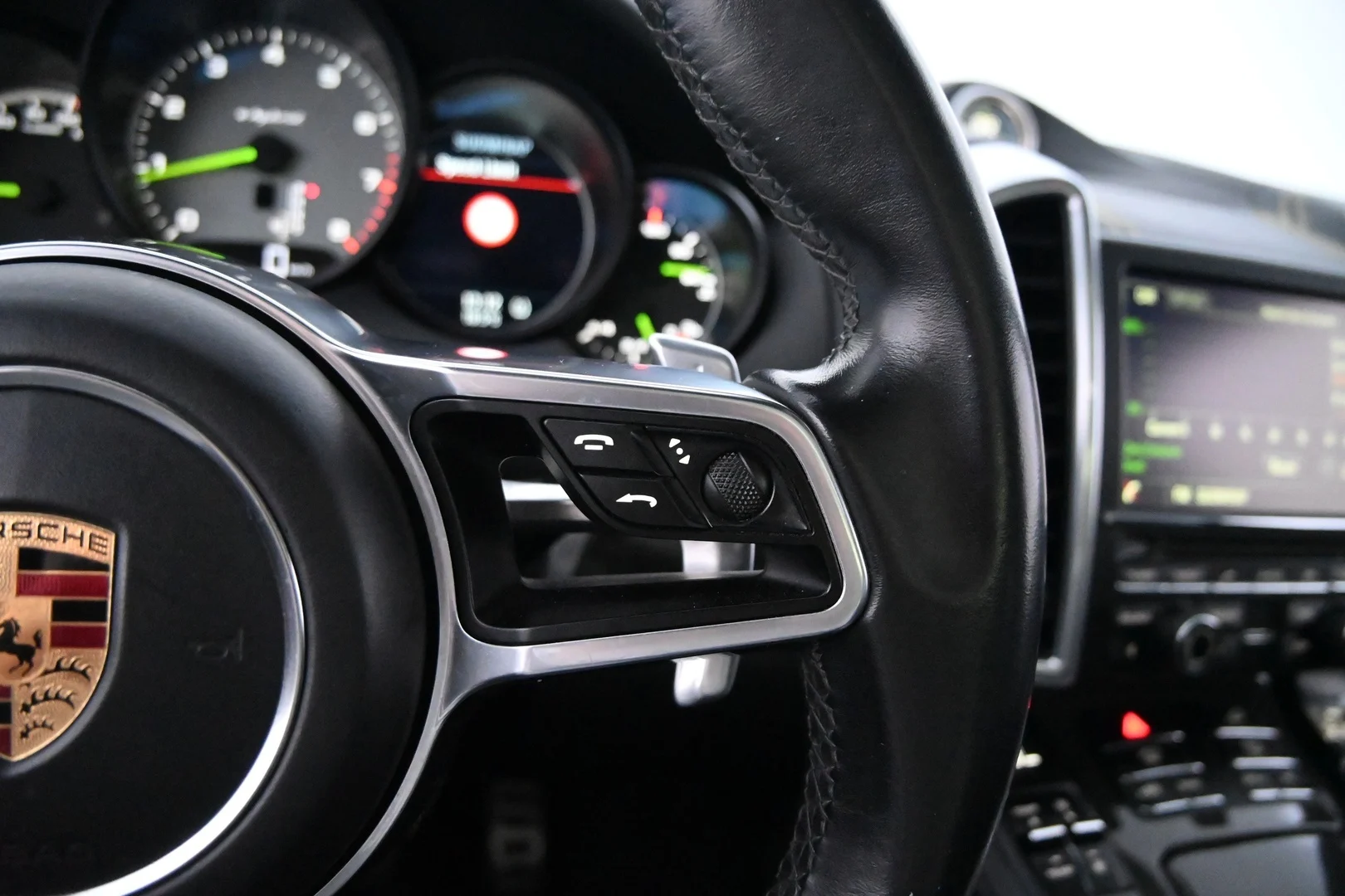 Car Image - 2JgLqTEthR90tVLp8p5Q1T