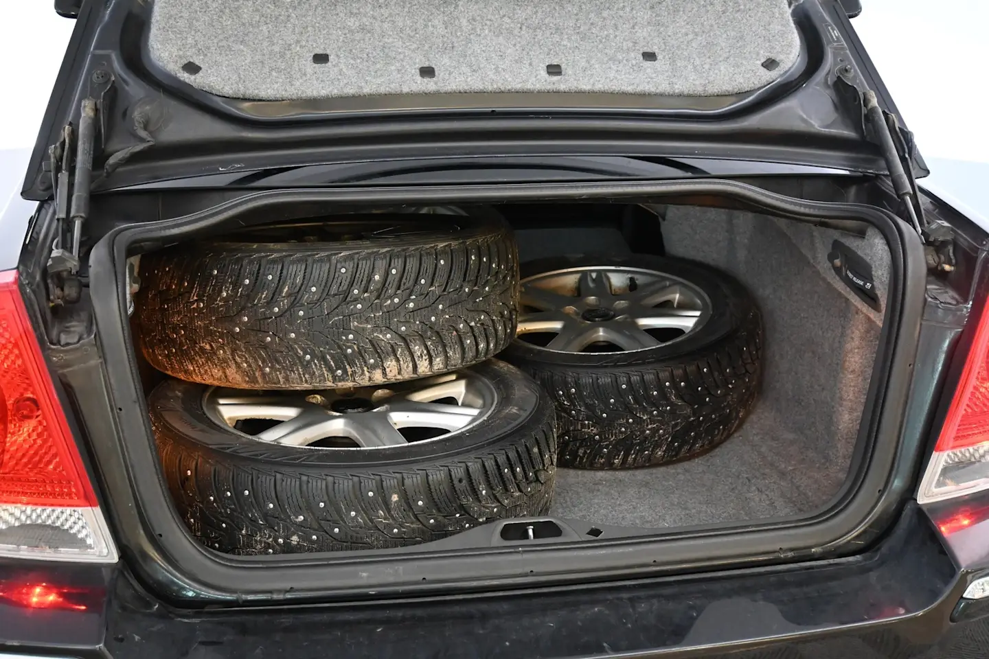 Car Image - 6vZ8fMSASdm2ENlZGrglq8