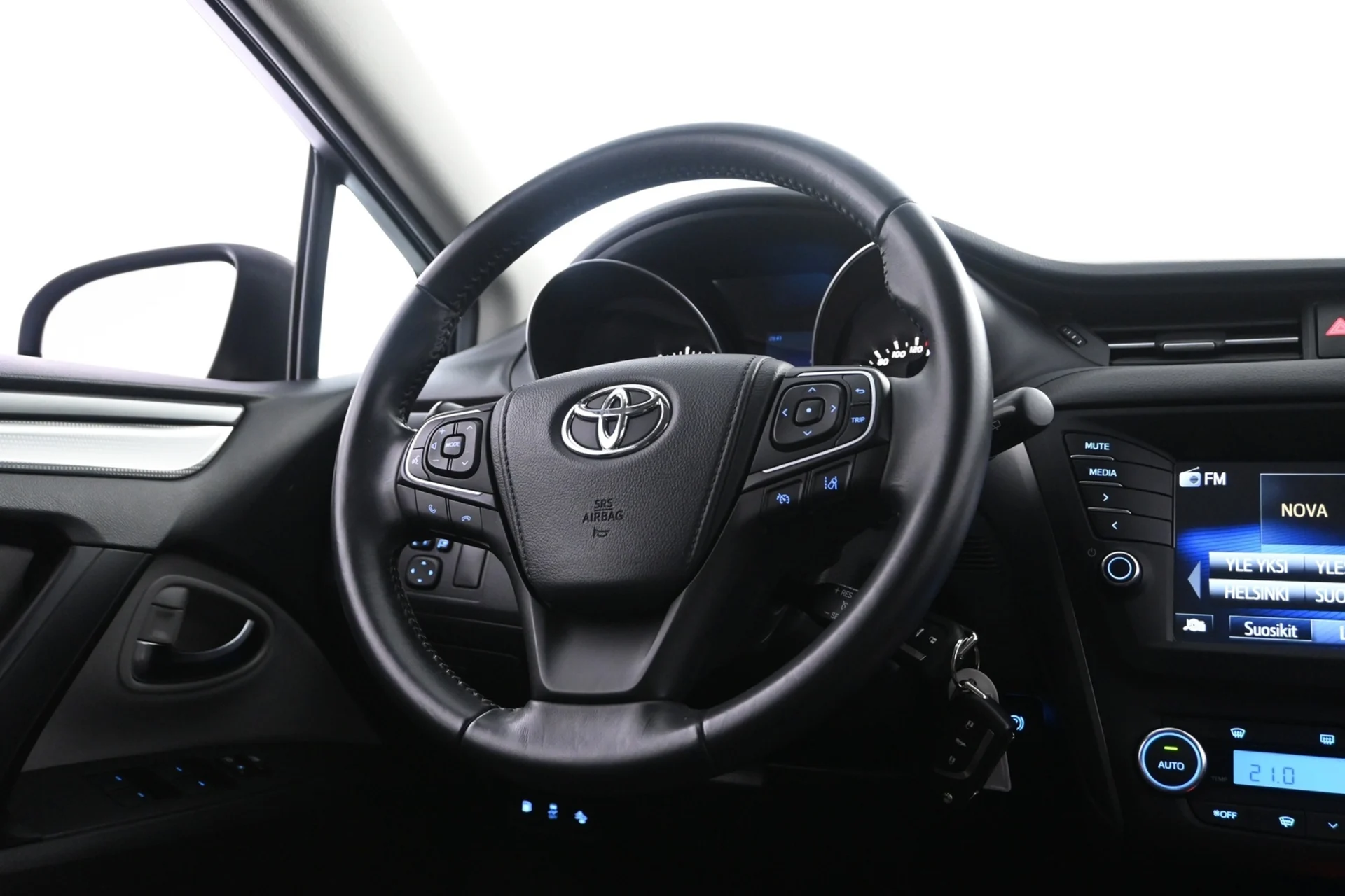 Car Image - 17JQ1q8a6nWvqUIrDzePP9