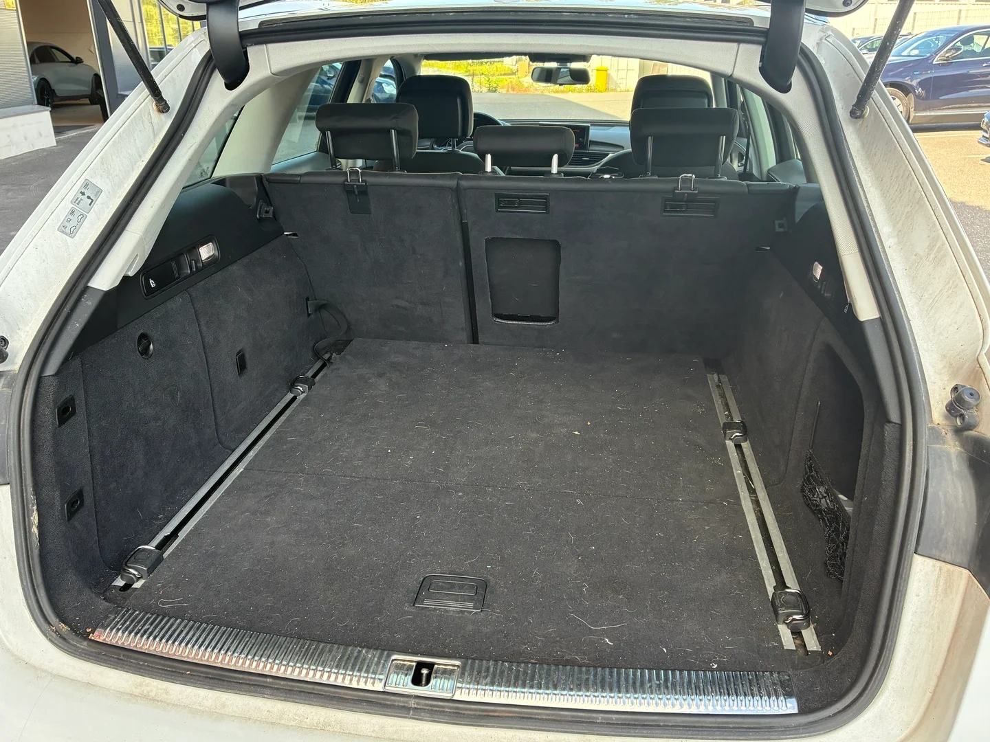 Car Image - 2bzuuQ6DpebRMZEpOcptuF