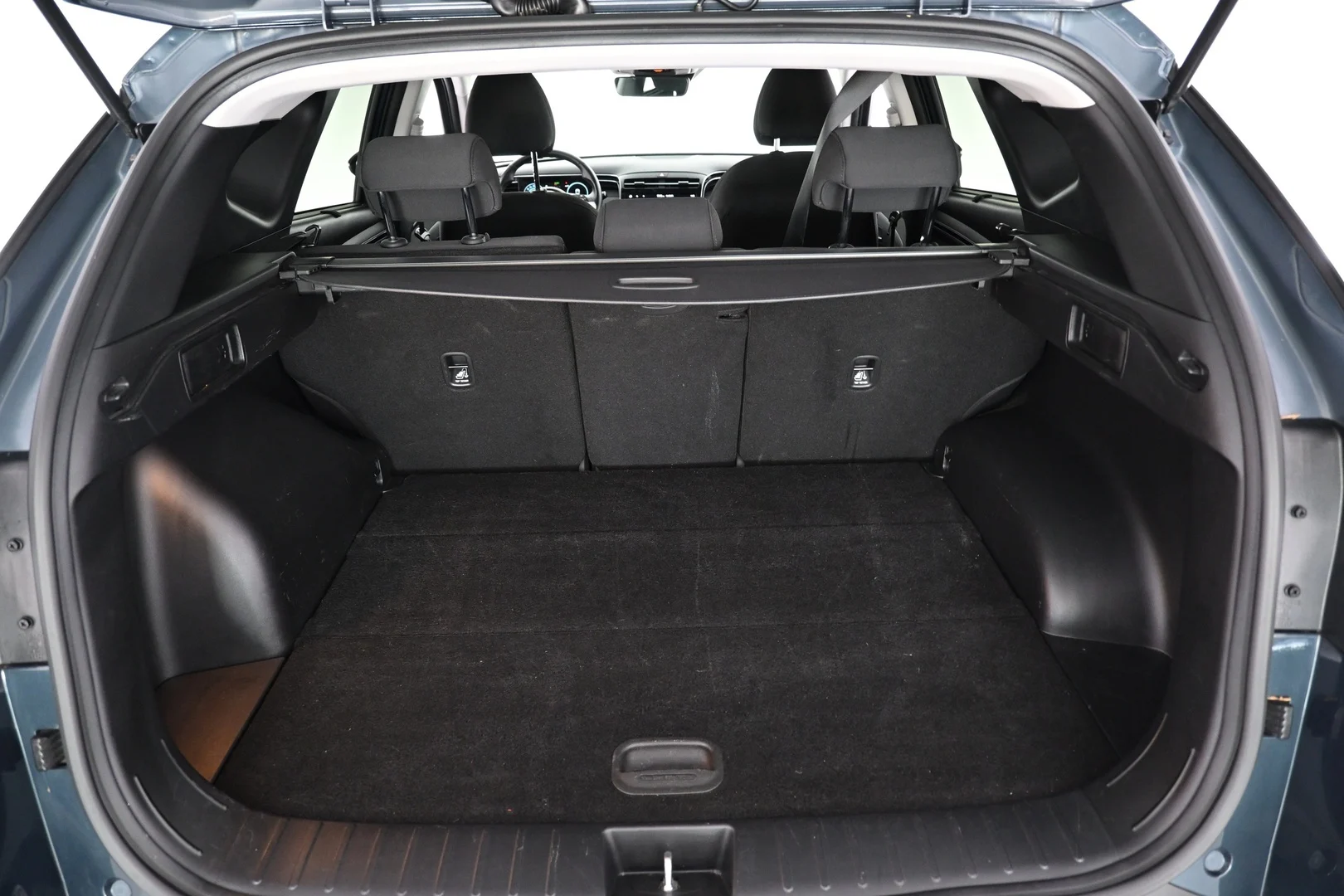 Car Image - 37hJjSUnaMr2gM4N6mFXYA