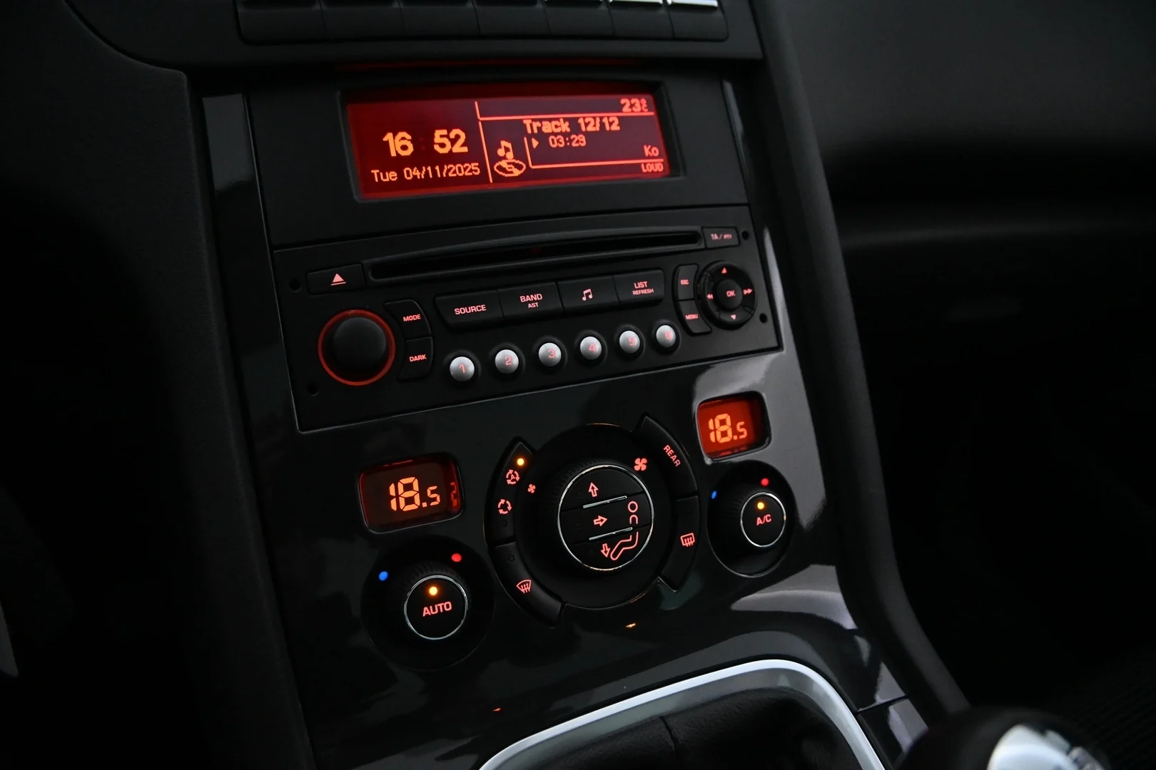 Car Image - 1C0zkr0rqvi7qltffJ8Pui