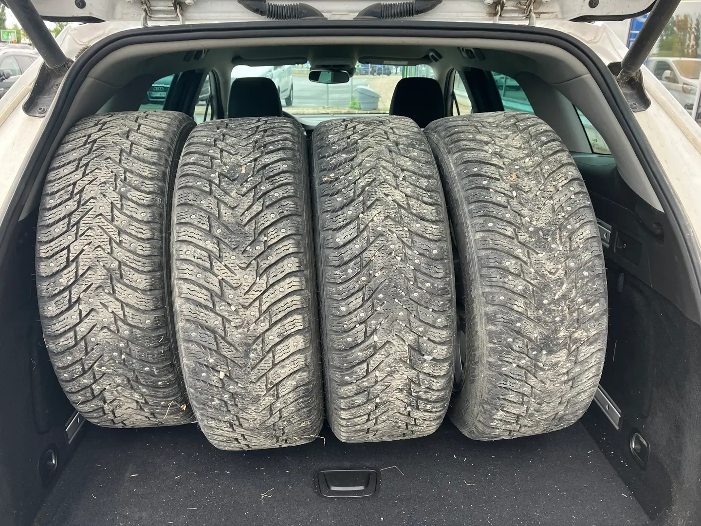Car Image - omnqp495imK1Sa8TNwMU2