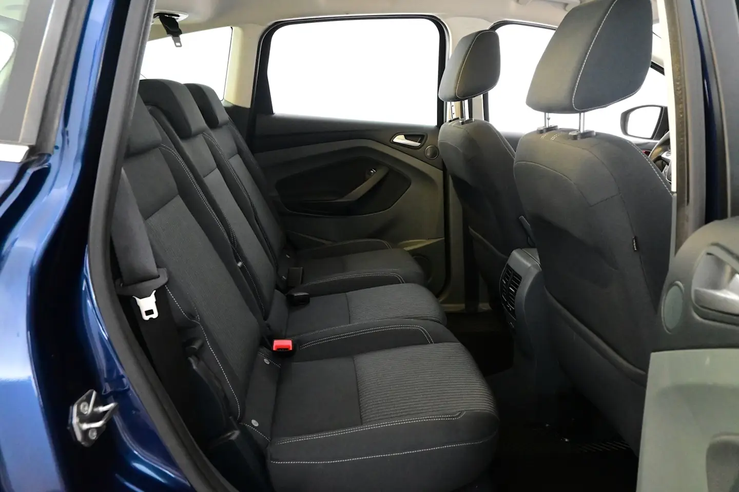 Car Image - 1YPF87xxJ1uHQbJpgtWgm2