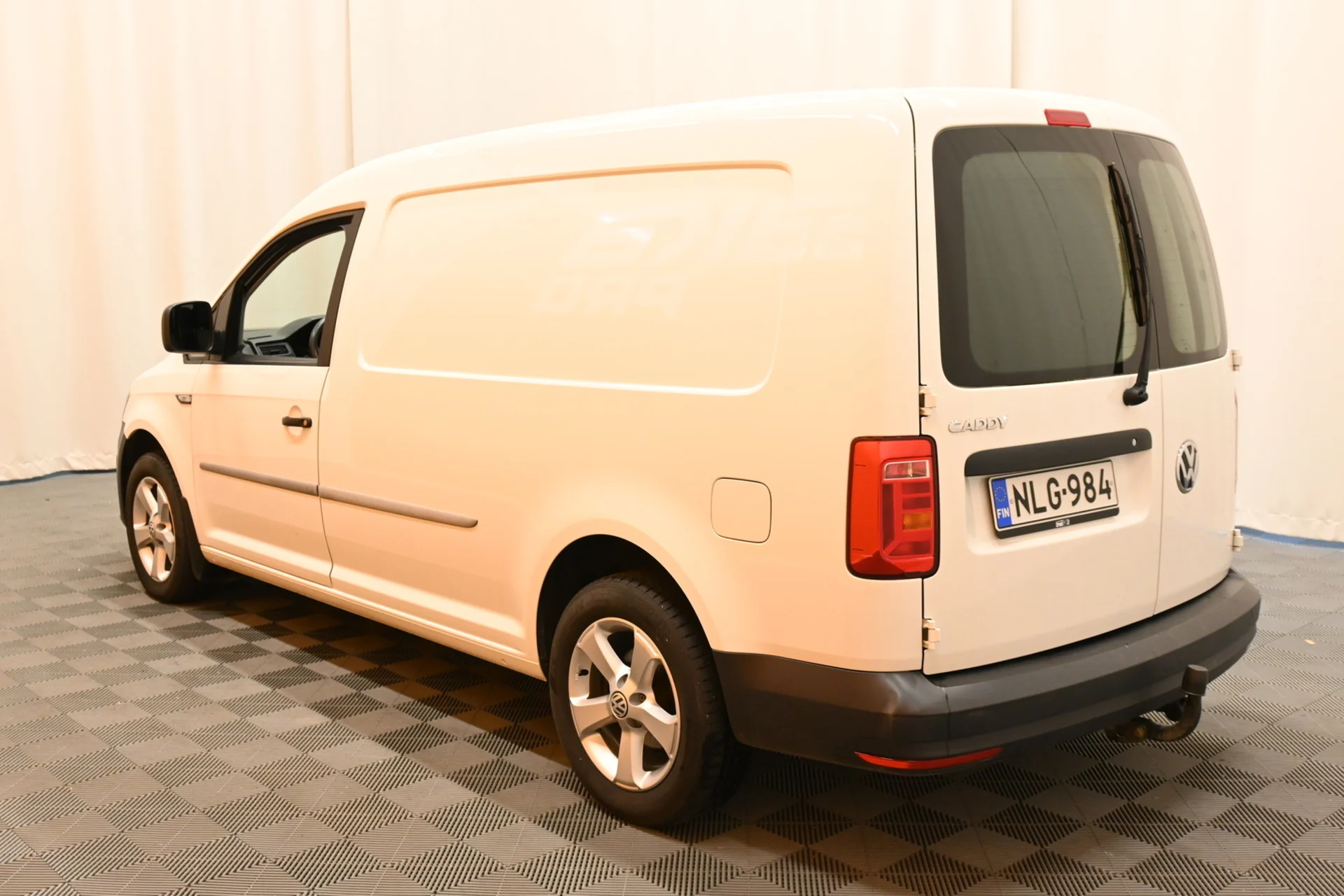 Car Image - 5Ex4xP4k13m6h3Ol06IeNq