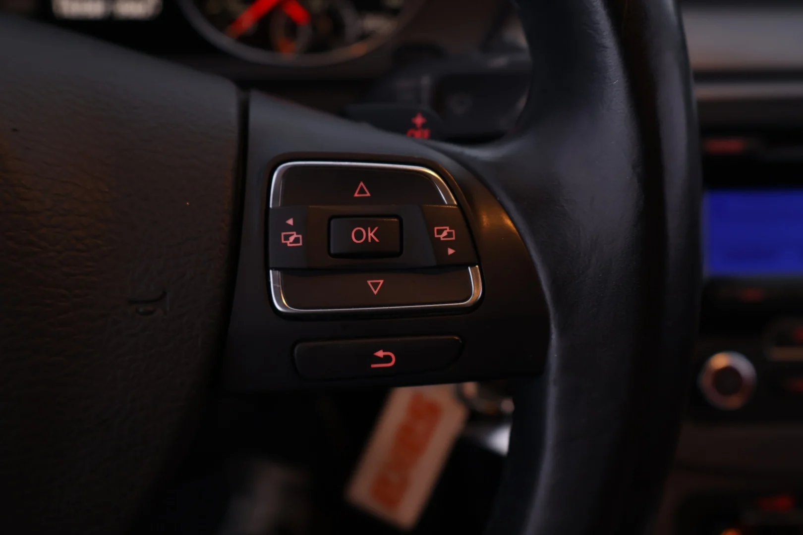 Car Image - 2T9KnpUI3wFcu0nucg65hg