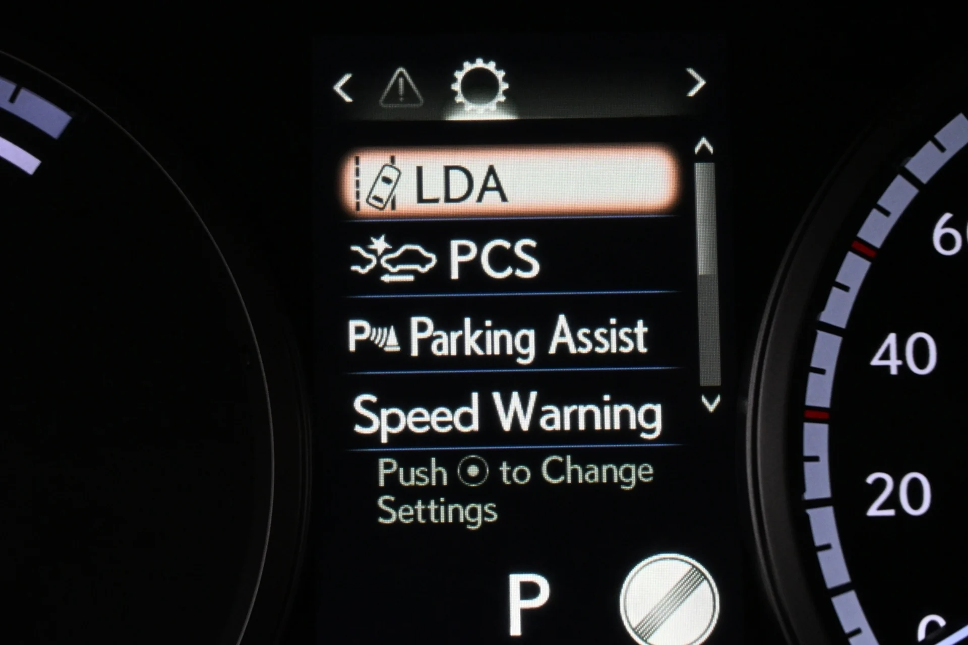 Car Image - 5WAv8O9Ei6CsI8p5bpp0bM