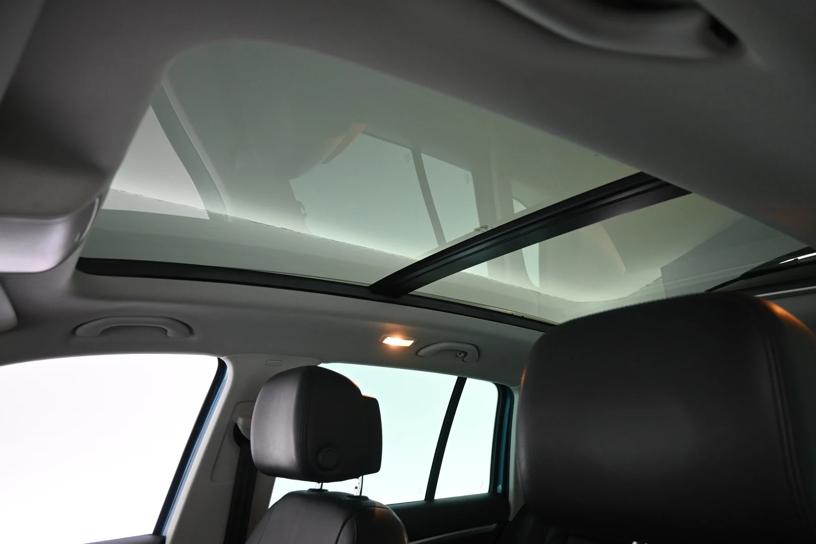 Car Image - 12I4UtnSJsnd7cRJs0fMF0