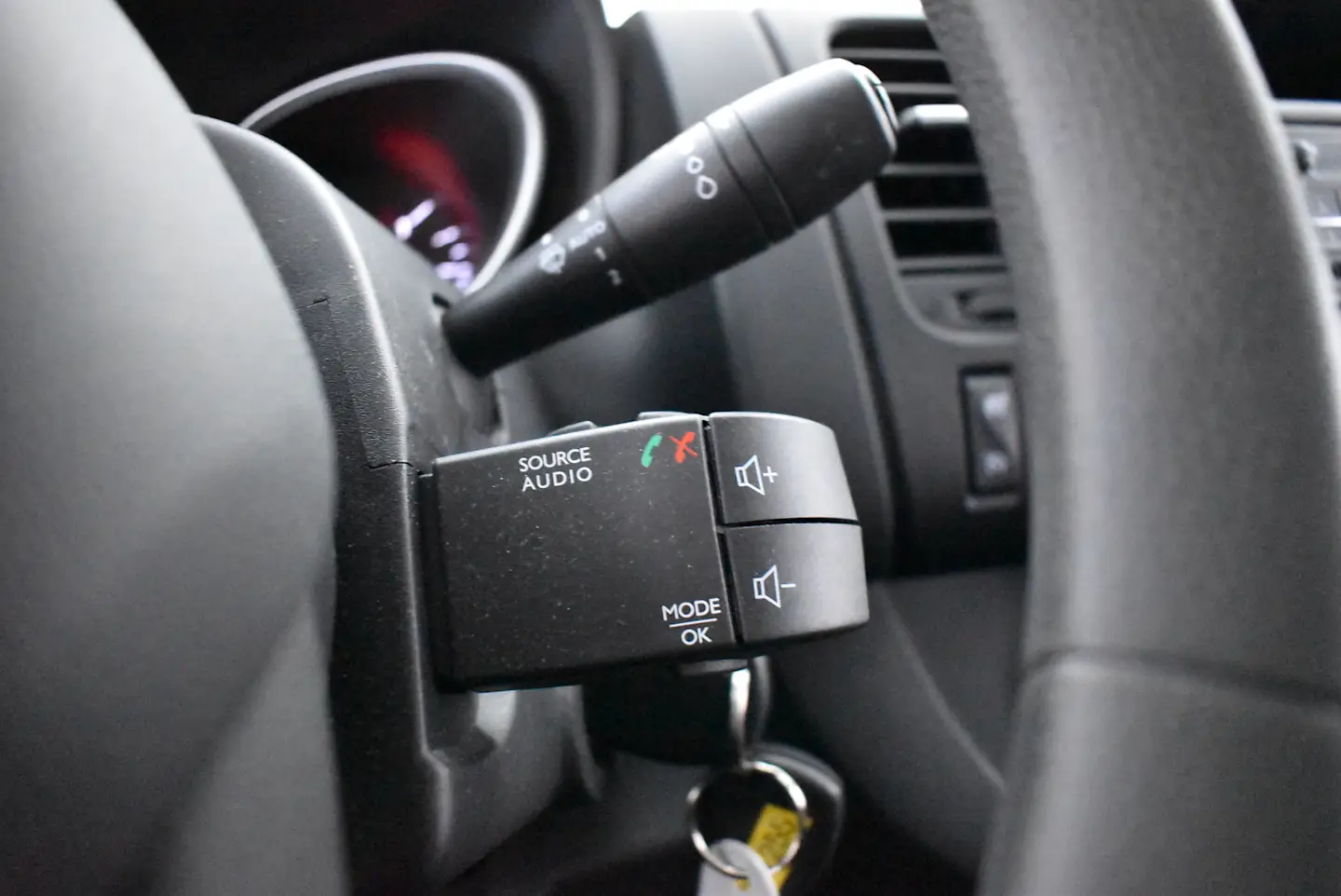 Car Image - 603JIAFirQkOfjX2TMw6bs