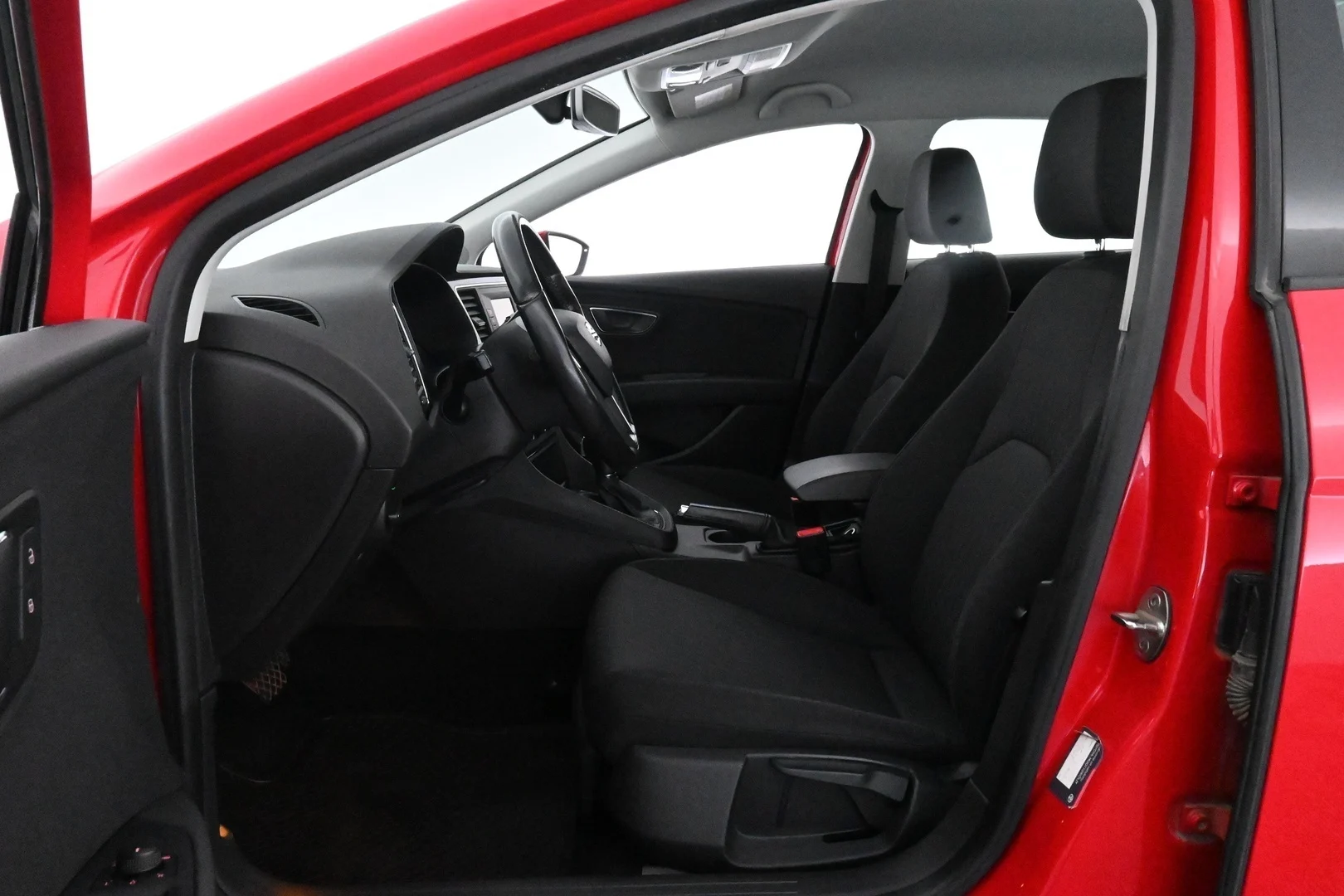 Car Image - 3taOnpiPsMta6NmBdwB9eW