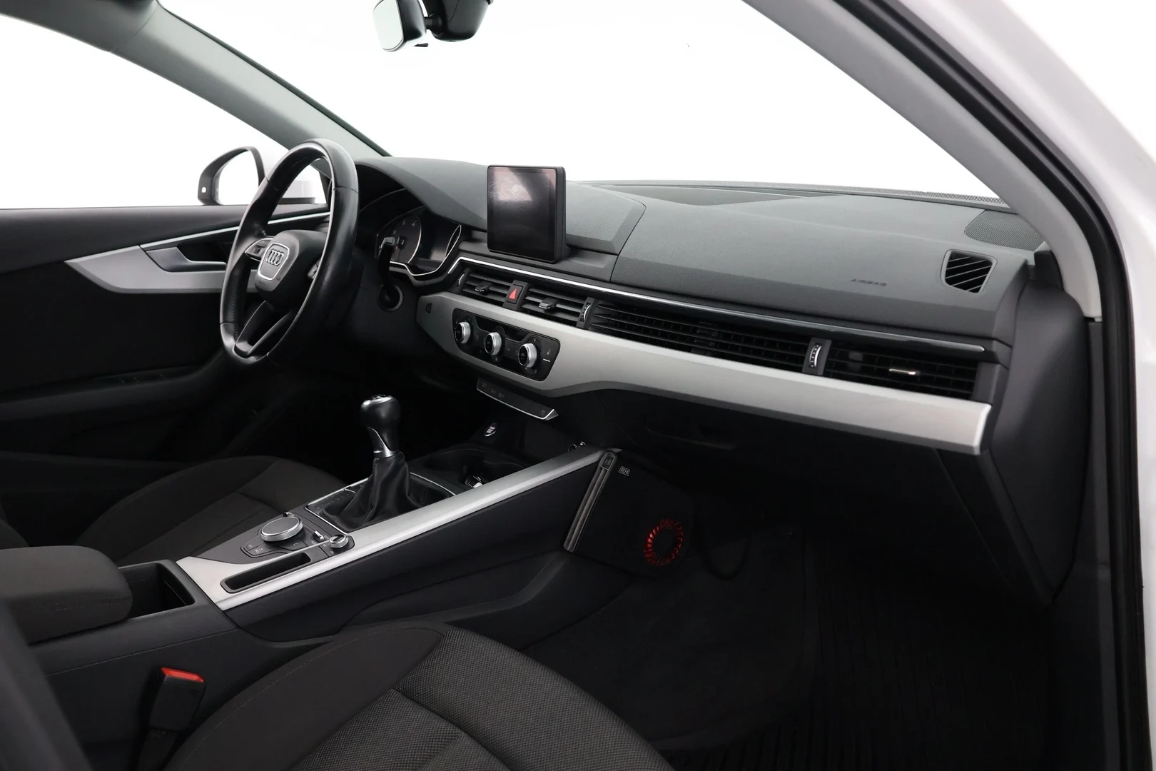 Car Image - 4zkq74FvQ6mAO3NXJvjcqU