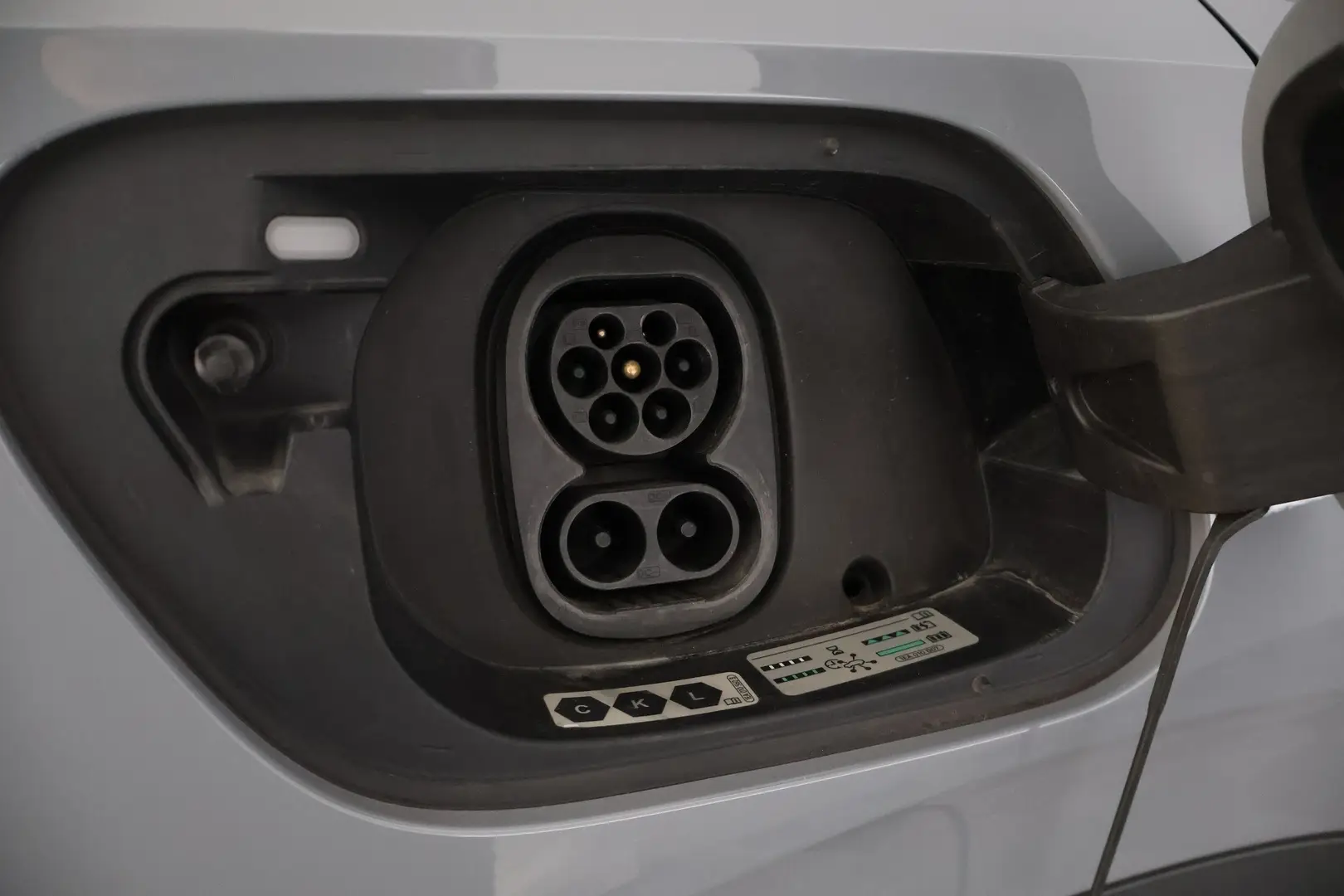 Car Image - 5jx8pfB6kaYn7hBNAAY8vM