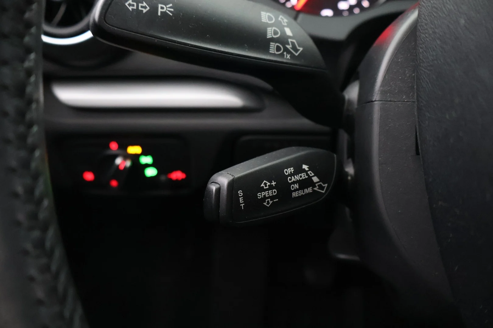 Car Image - 1gbi7bpJdICcSr129y8QsH