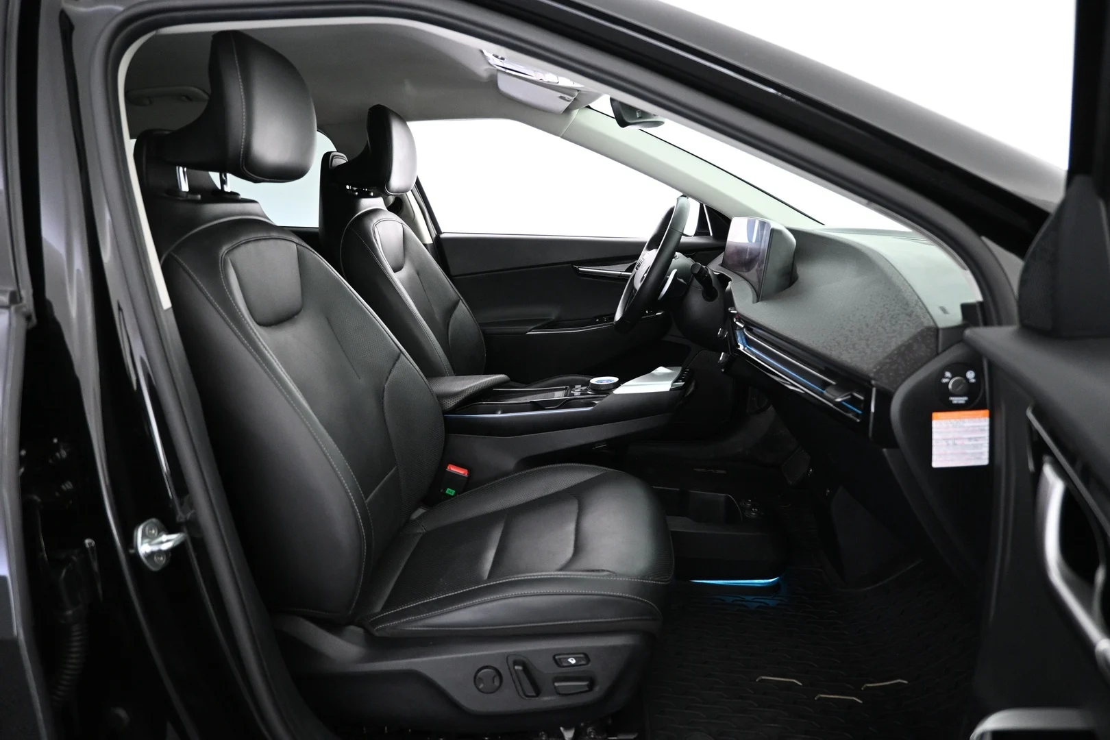 Car Image - 3x2sSMAdDq9dh5txXtmnVi