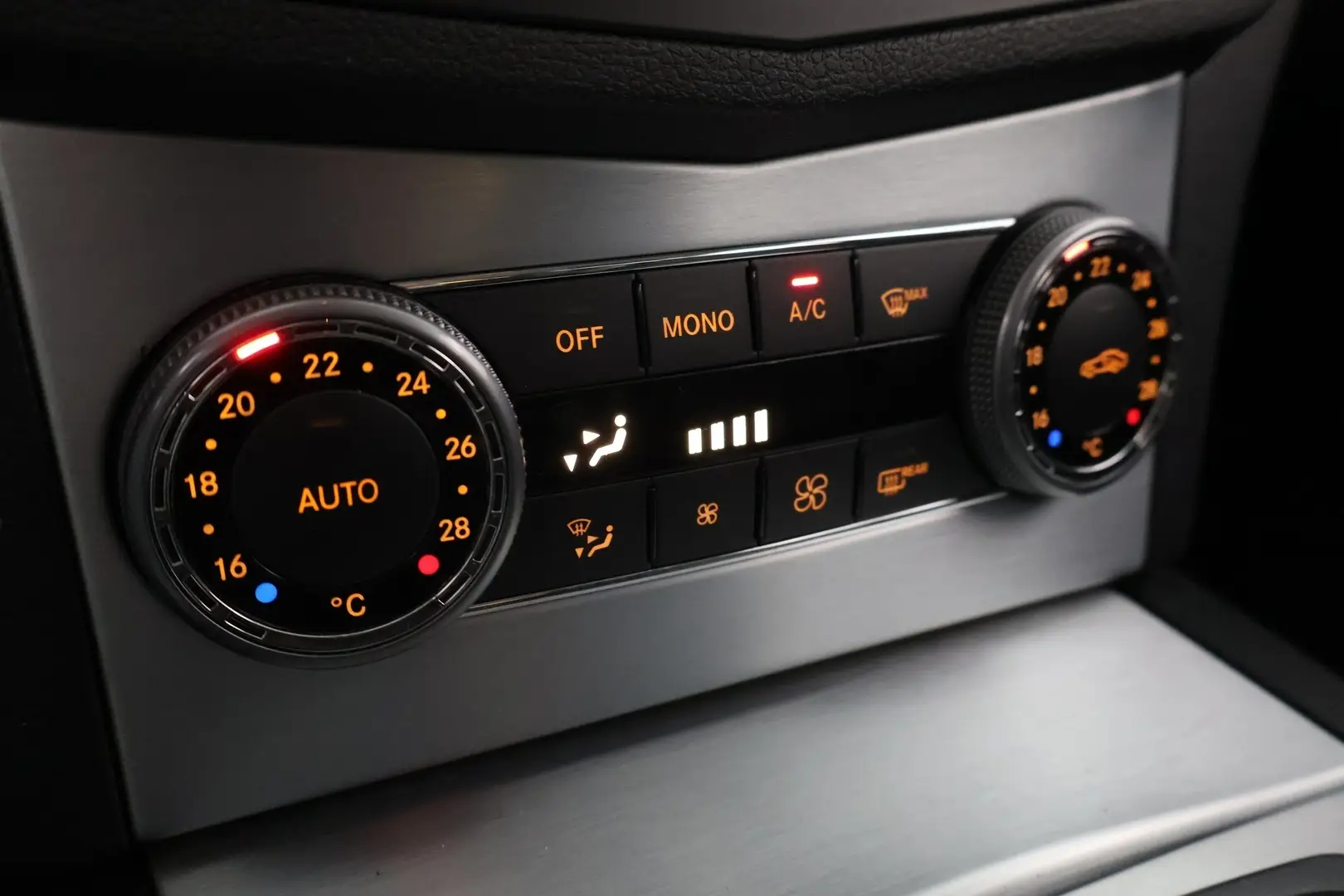 Car Image - 2NsojyfKSTP8H4wWNxiNEP