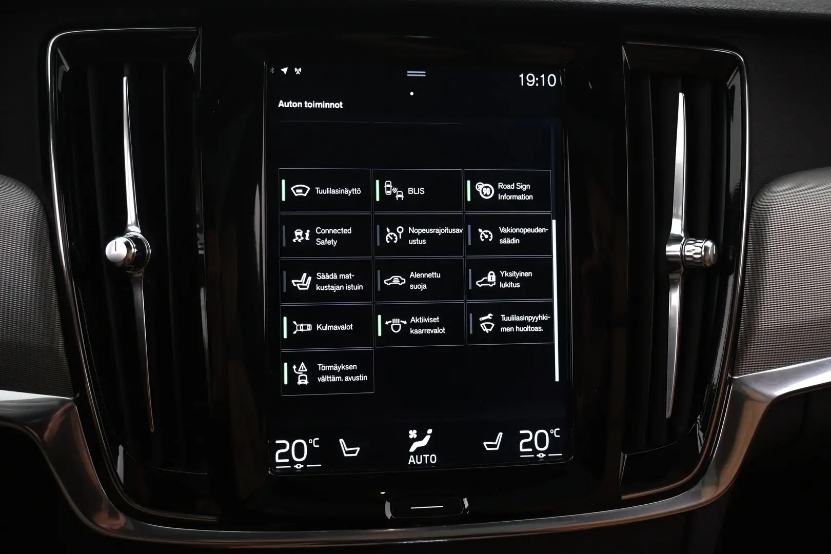 Car Image - 2kLJpdTRPefS0qQVbxAGRg