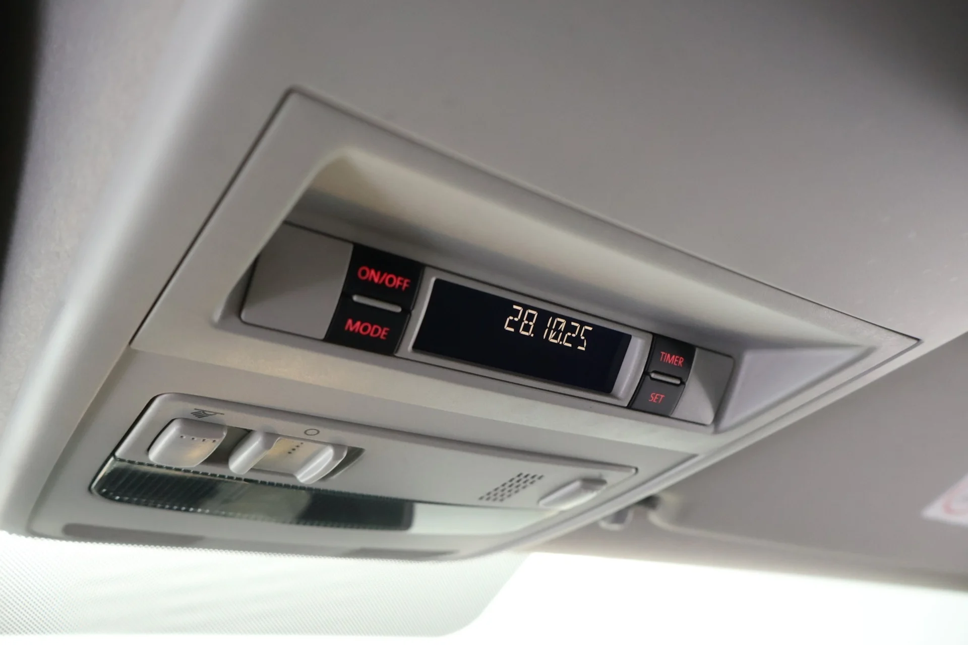 Car Image - 7ehVLvDNnXPUK0Vfx4Yf3e