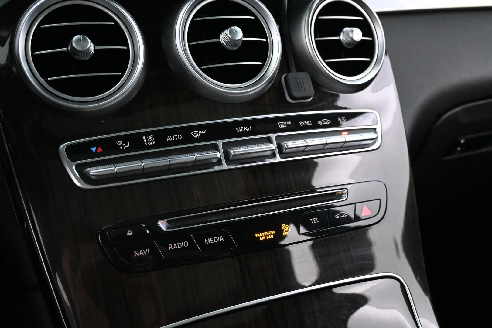 Car Image - 4fajgFulWxBvuvhG3Lclj2