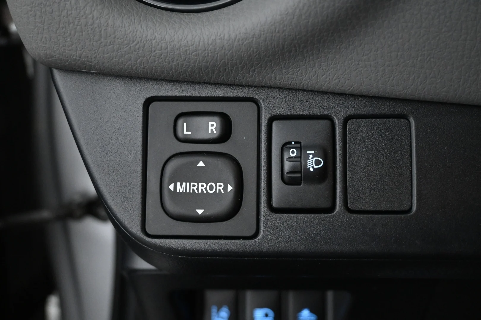 Car Image - 6cfIBiSQ9tbbKtUYD4VtFK