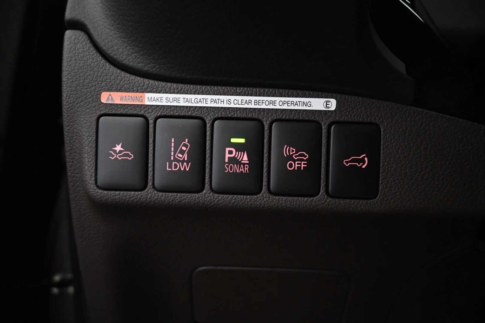 Car Image - 3Bvx0uMWiJUX4HX9UwQbwn