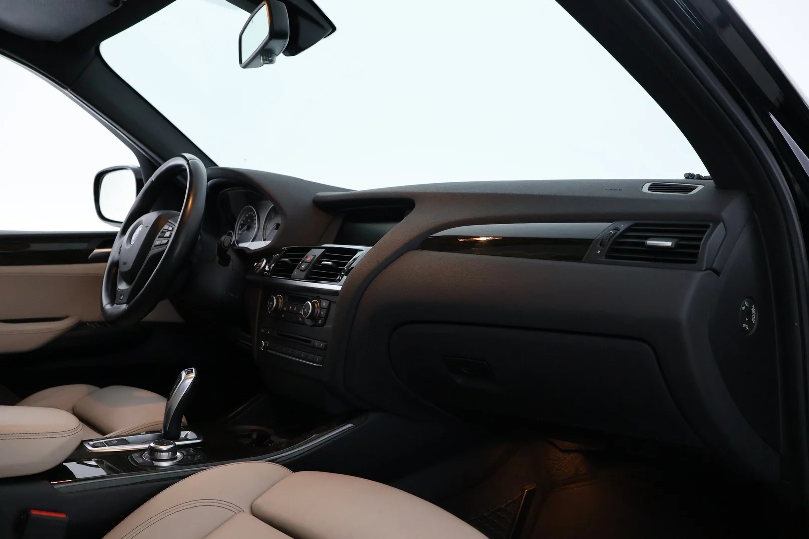 Car Image - 3y2dIGsyXeVXTx7u1iQ2h5