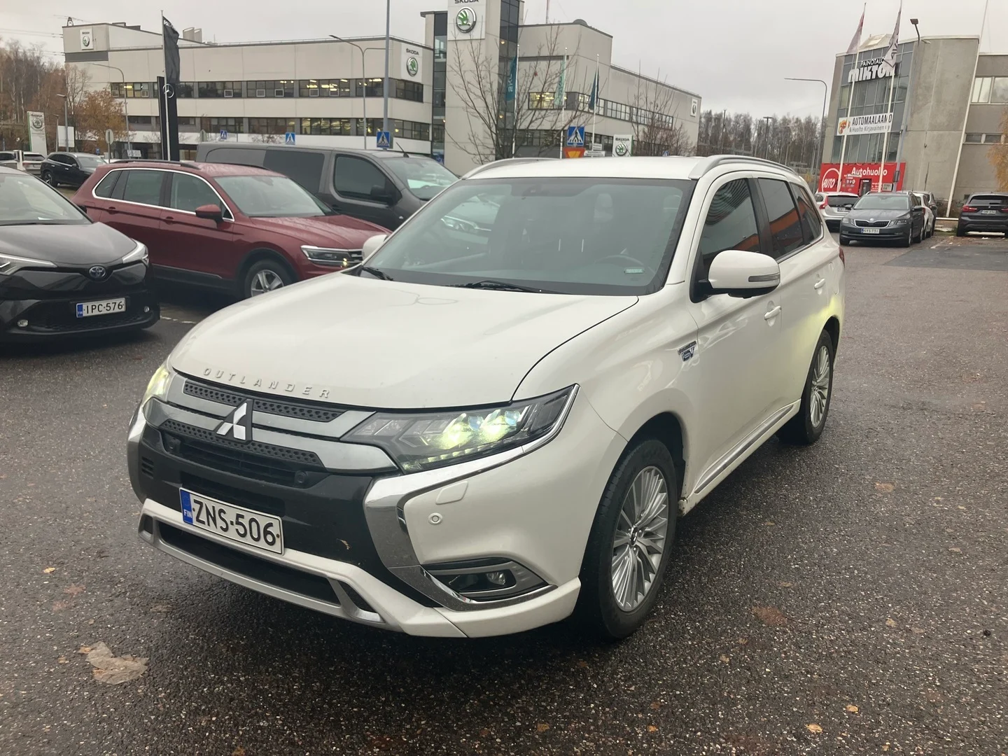 Car Image - 2XF8FYYudu54pZ3j9XJYOM