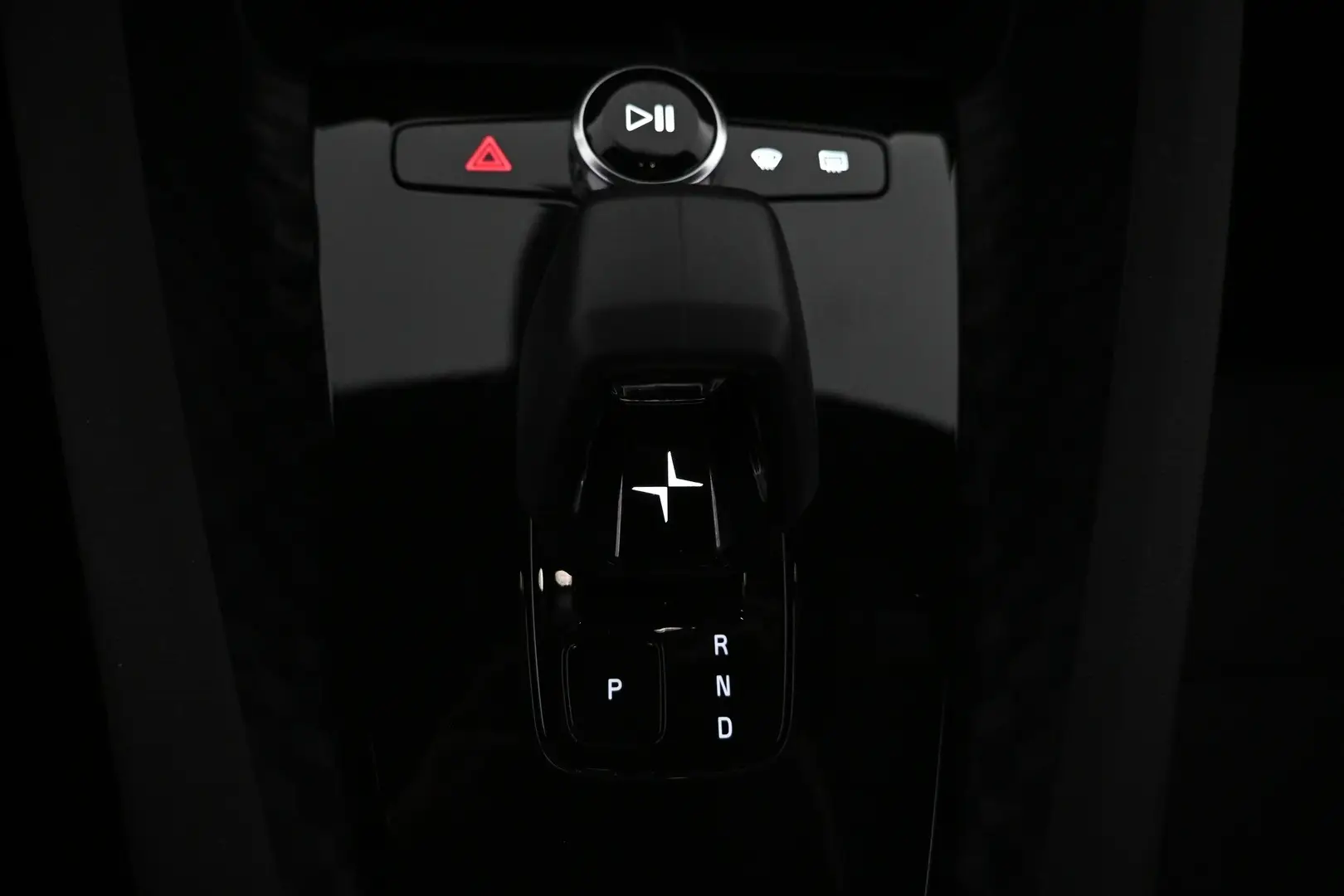 Car Image - WzOgwSe8hr7zyeHpvFfoS