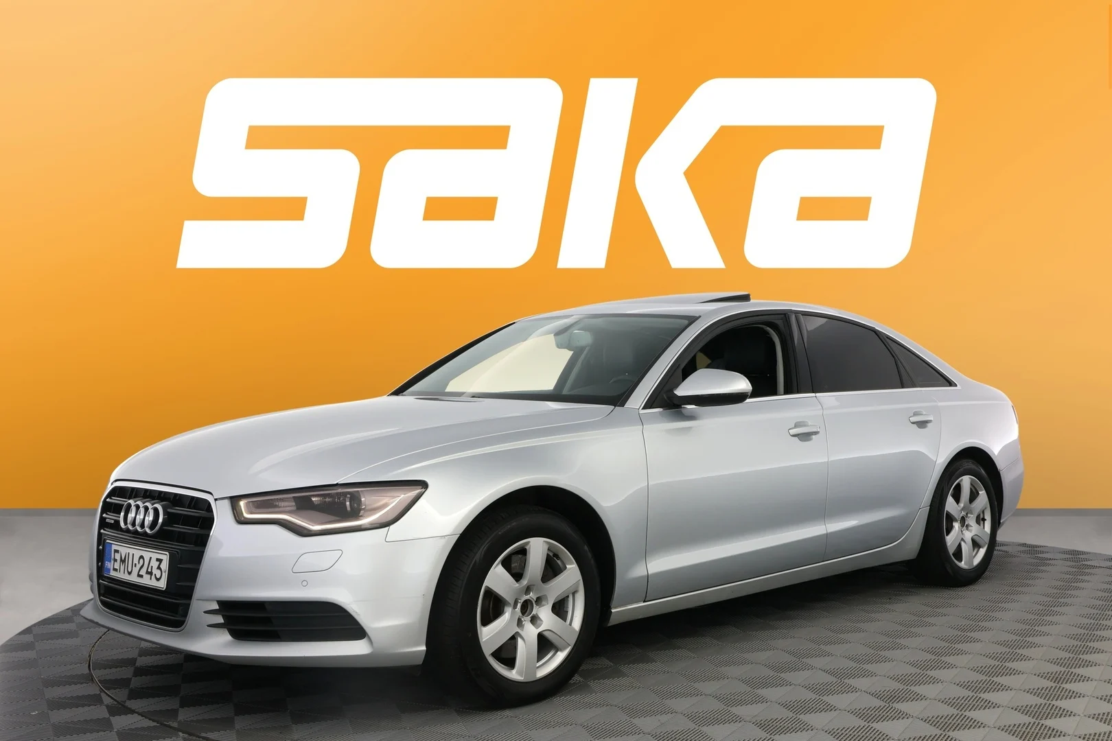 Car Image - 3Kcf3QGLk8PLLW0SEumANj