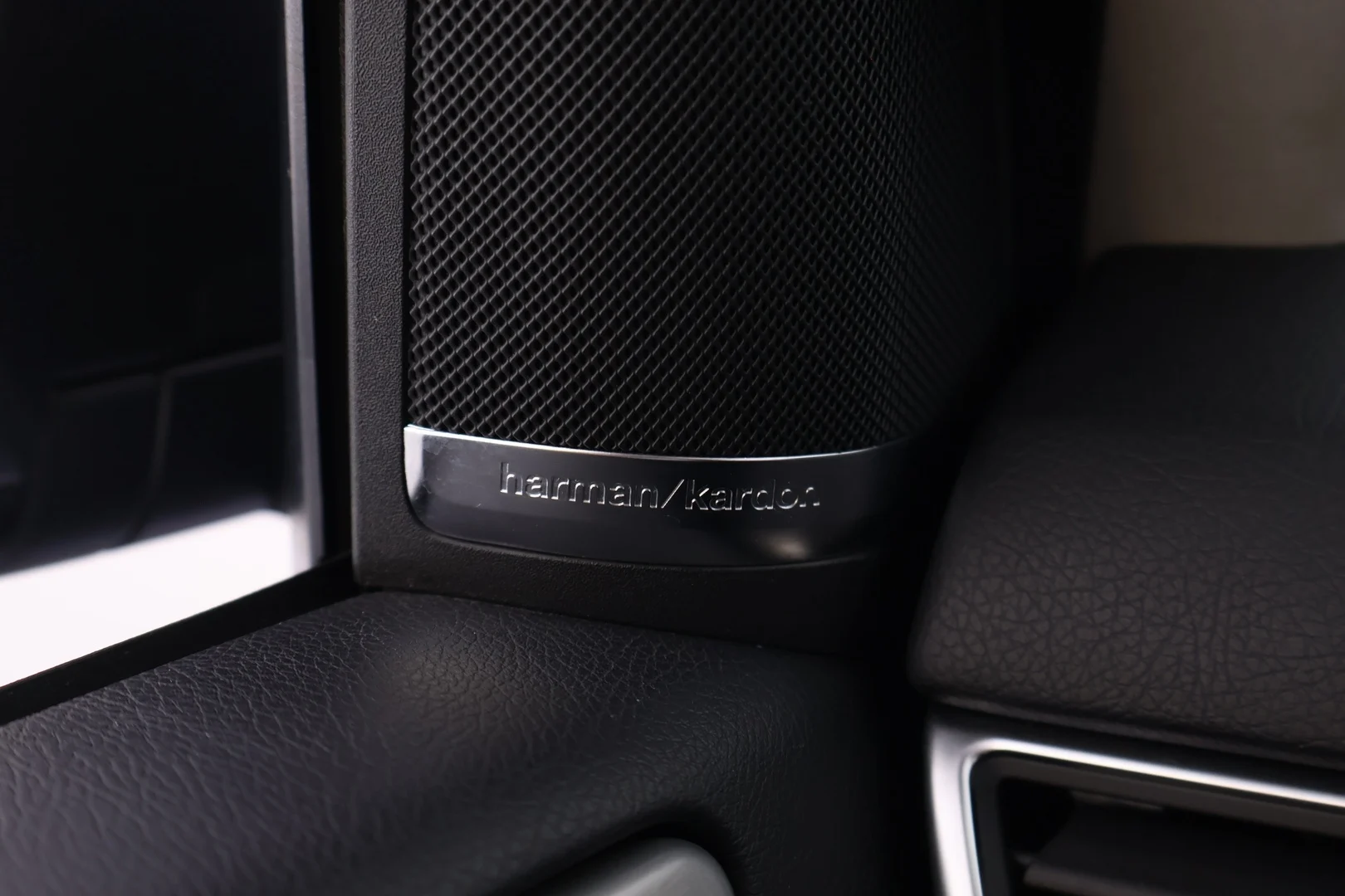 Car Image - 7fOuCDKxnhbLieUj0f0TiS
