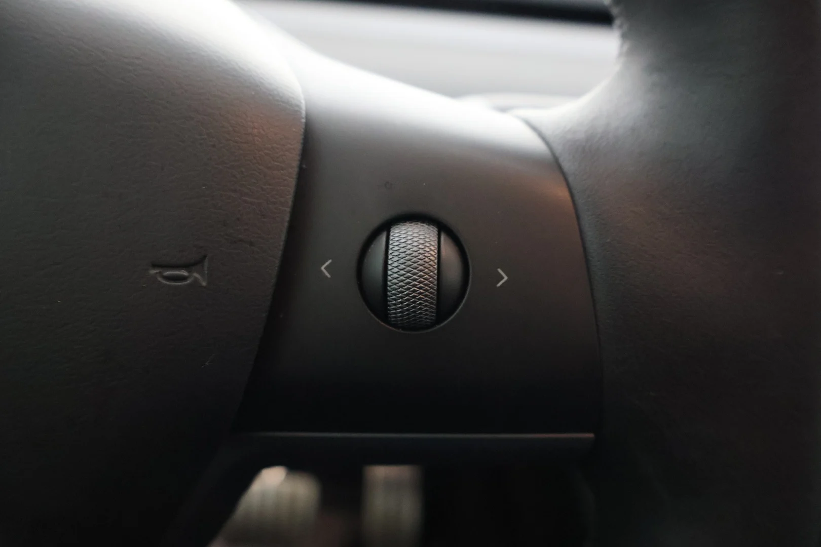 Car Image - 1AX6fMHDADDDLQqrhMfdQB