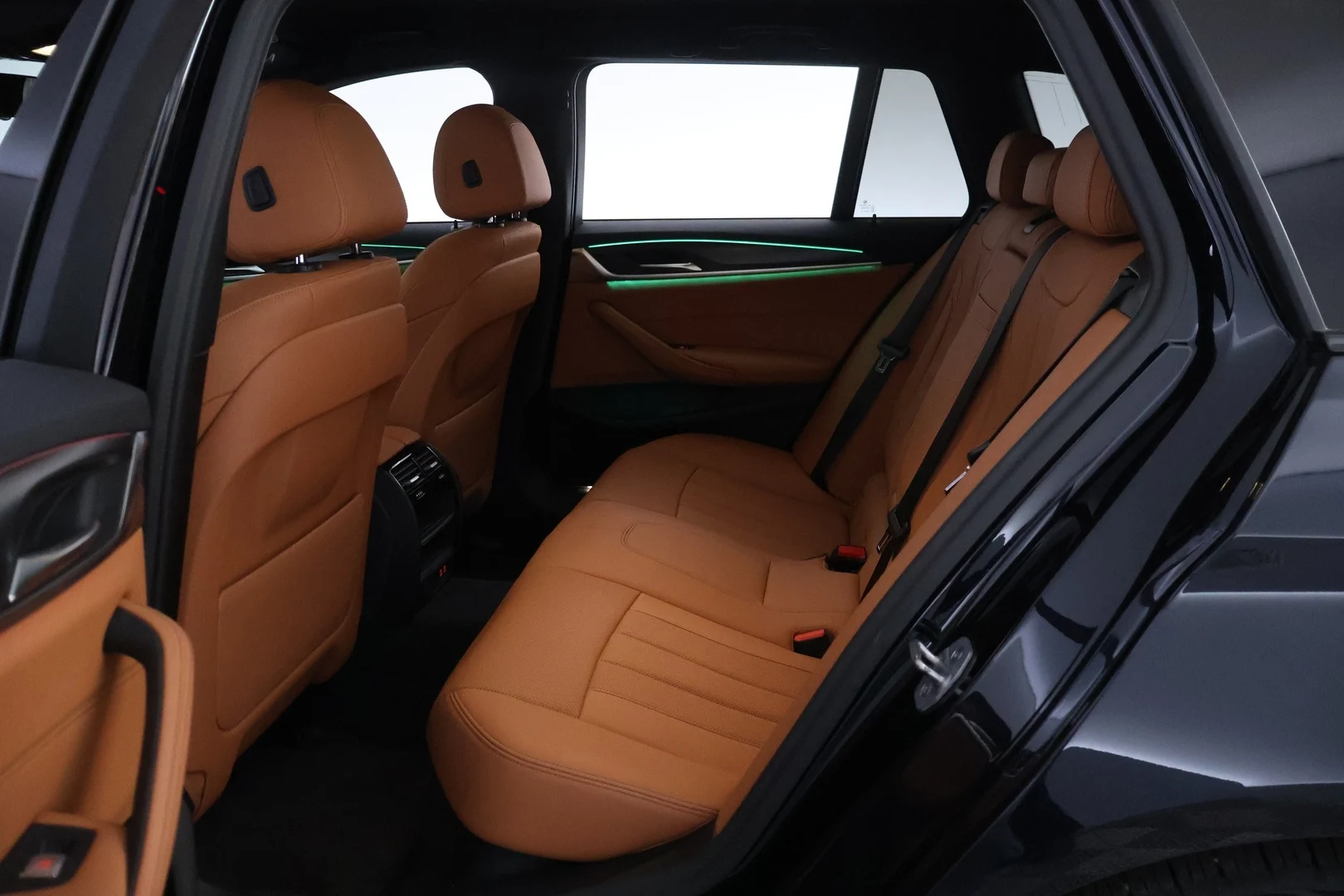 Car Image - 6mK56dqvEKurmXEXZNGg92