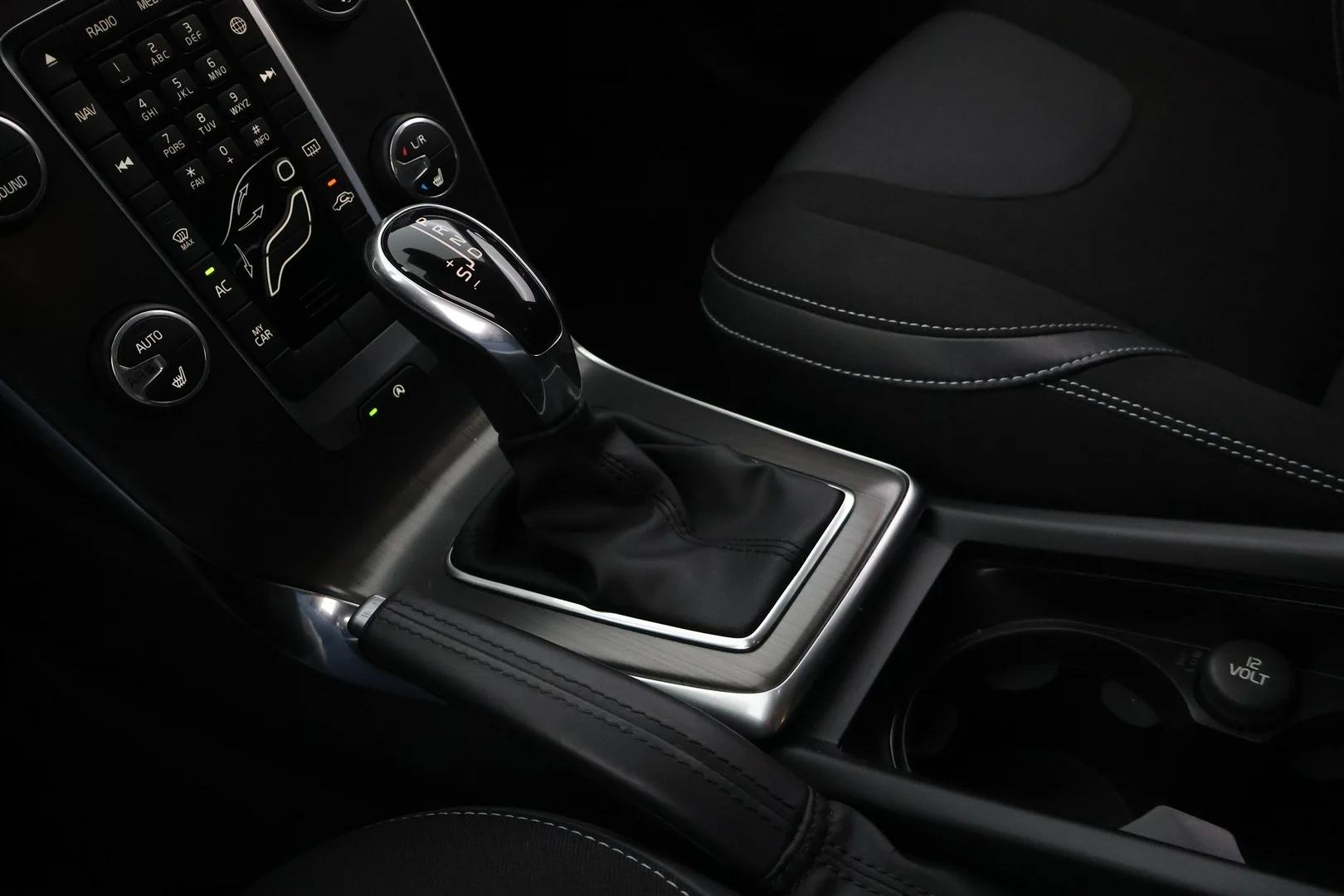 Car Image - 40ovQ7aV2ANLlkiMnUKdU4