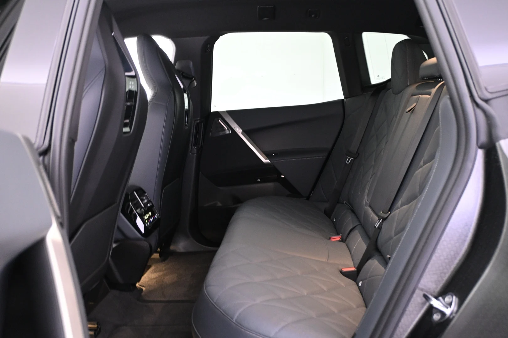 Car Image - S1ItlsqNuRsZaFCBt5iRv