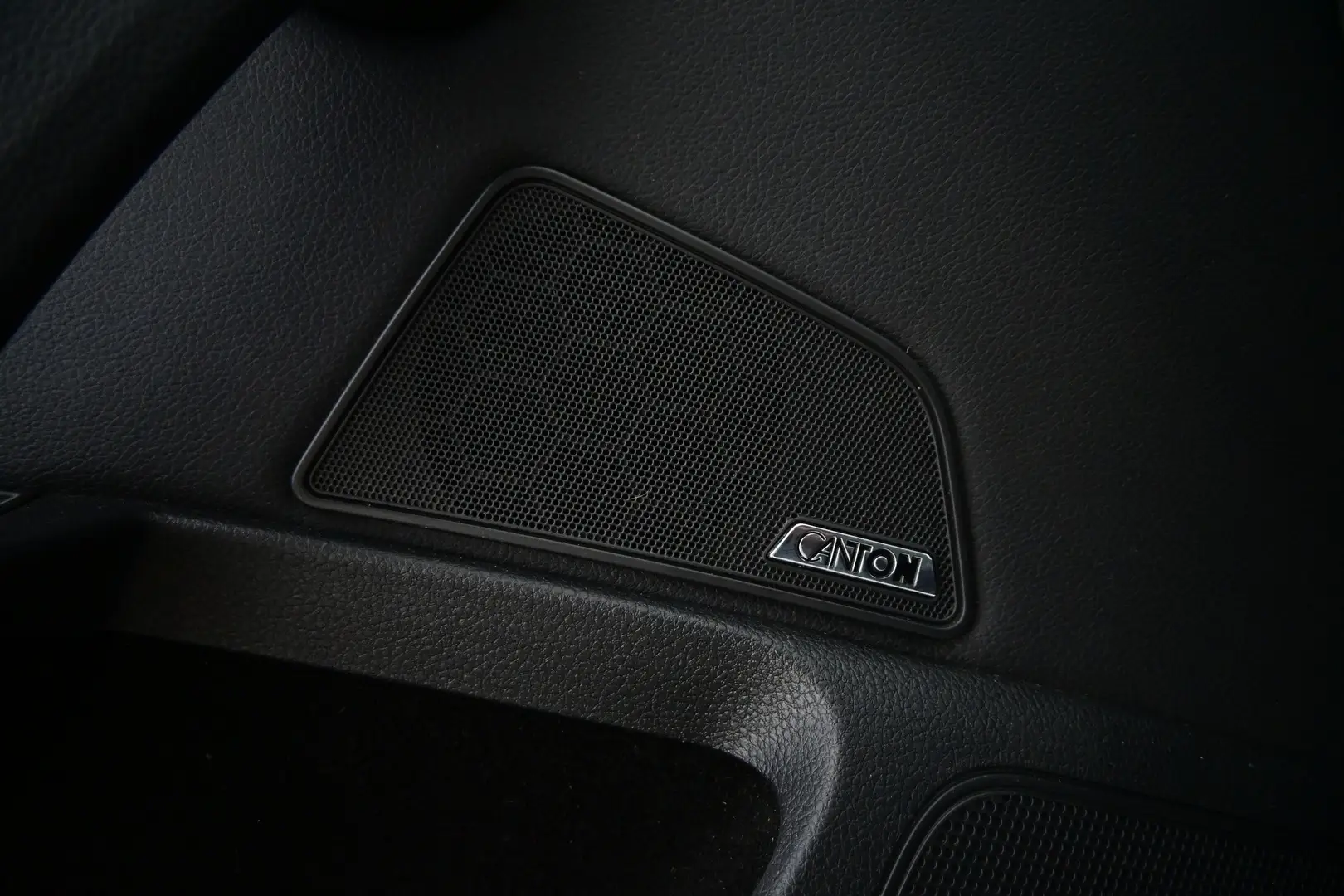 Car Image - 1yauwHcEL4d74INgr7BeWk