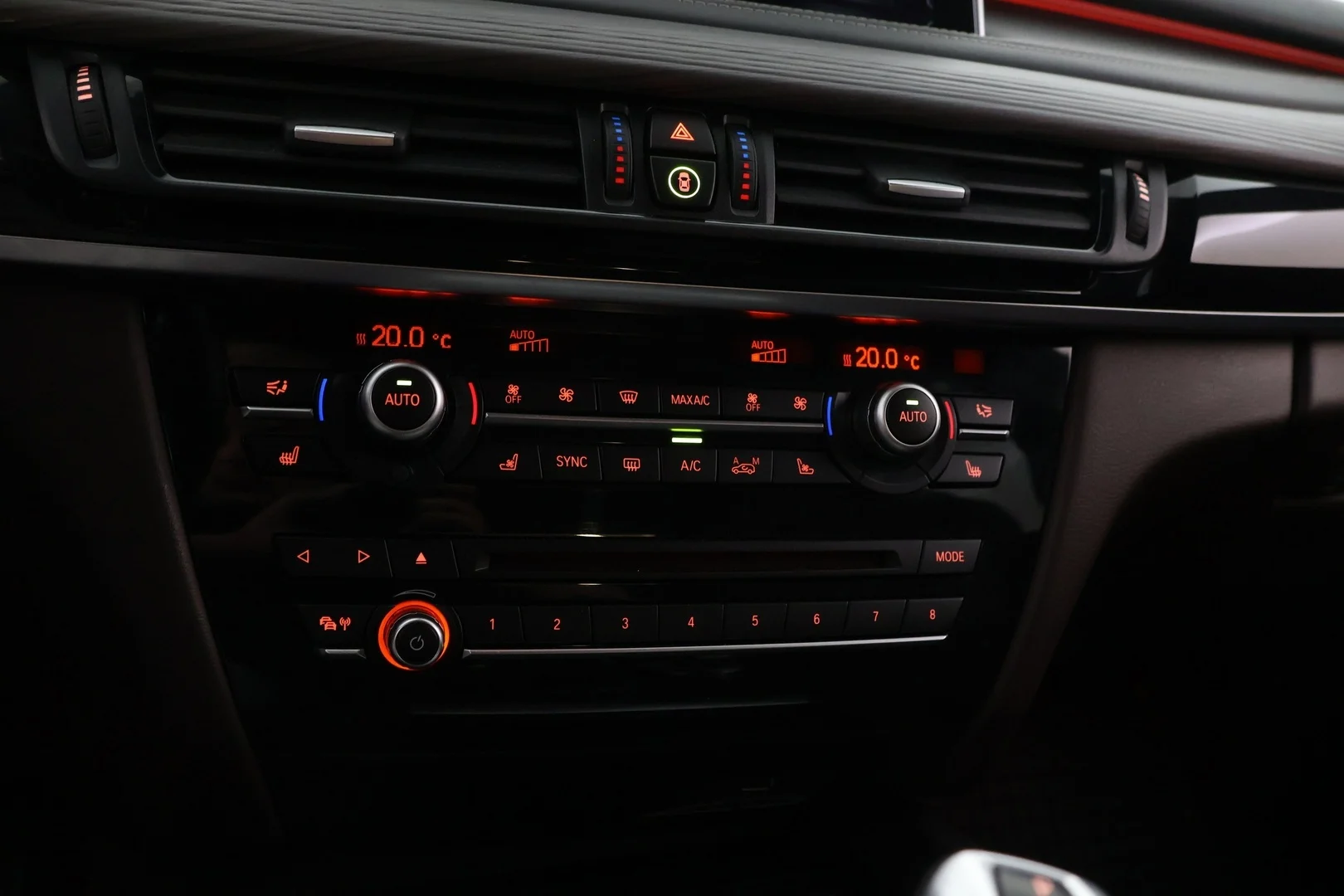 Car Image - 5b6iIfta3ysmhwkKdyELAI