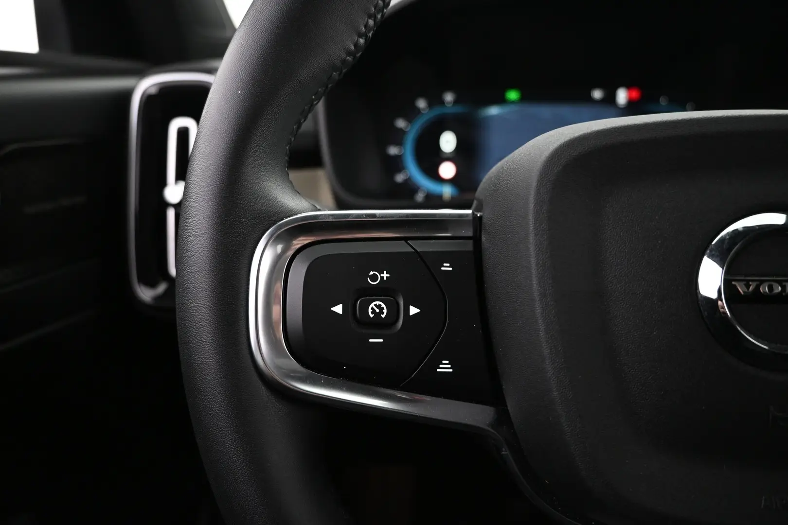 Car Image - 6UKbuzITK4E8LCB9dkqlAw