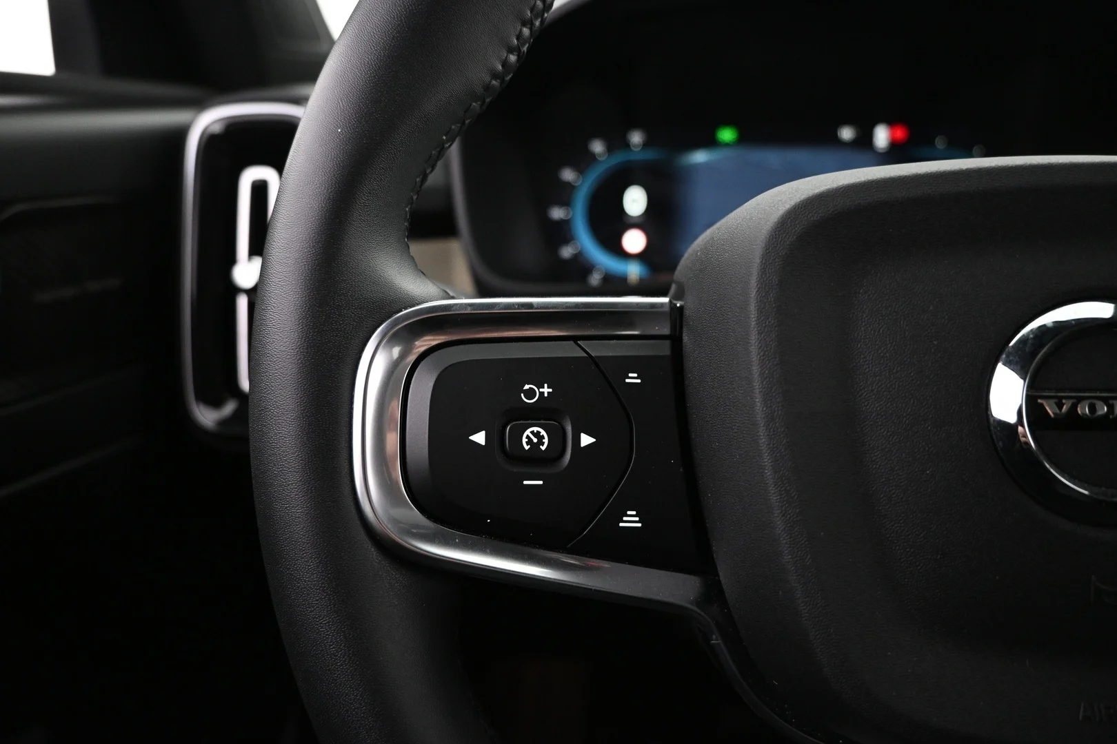 Car Image - 6UKbuzITK4E8LCB9dkqlAw