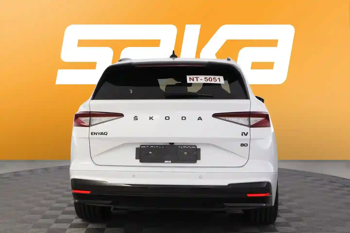 Car Image - 77dD966t9XDbqhCsuBOyLz