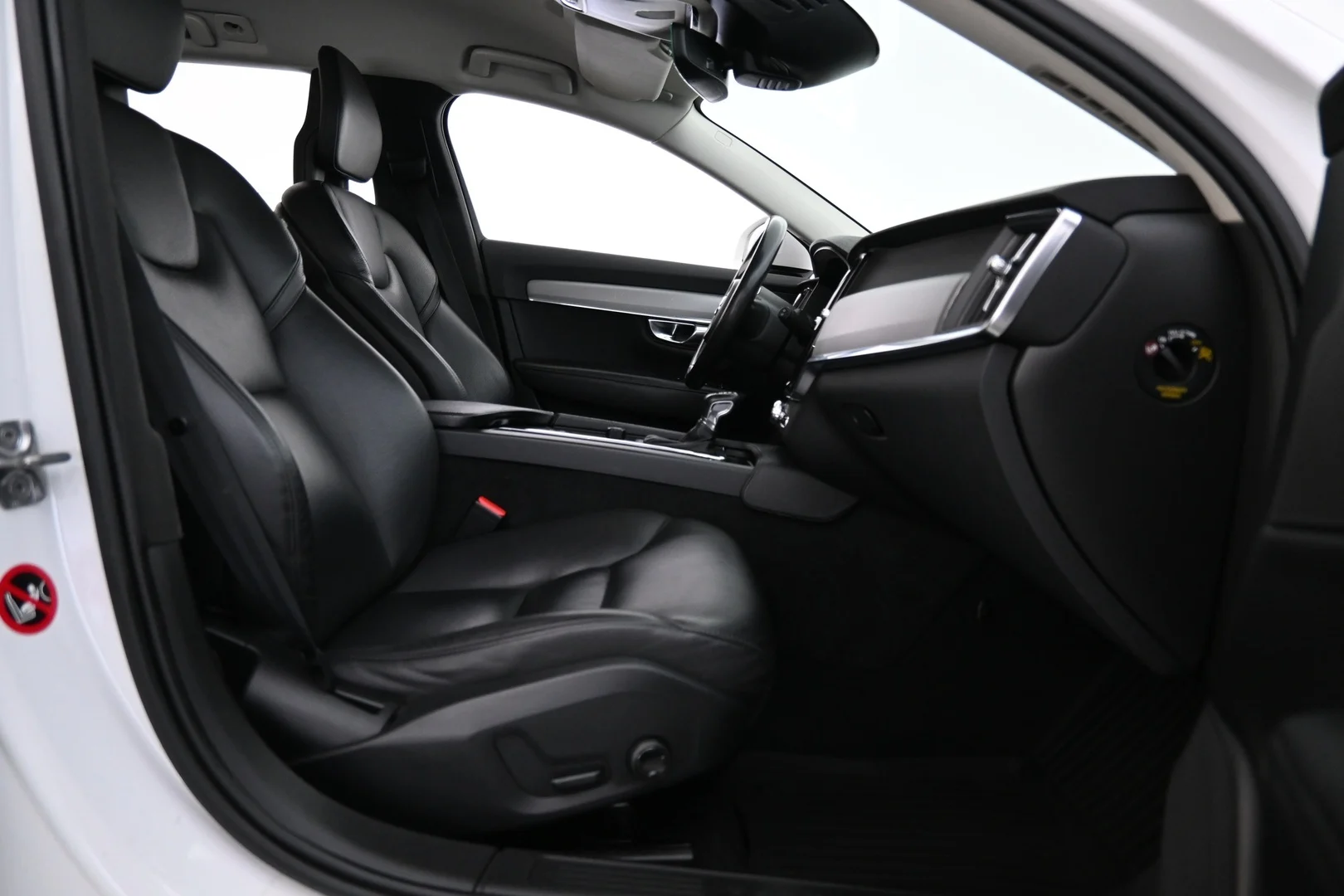 Car Image - 2h5C0H0yoW2ByiSO4k7Rfo