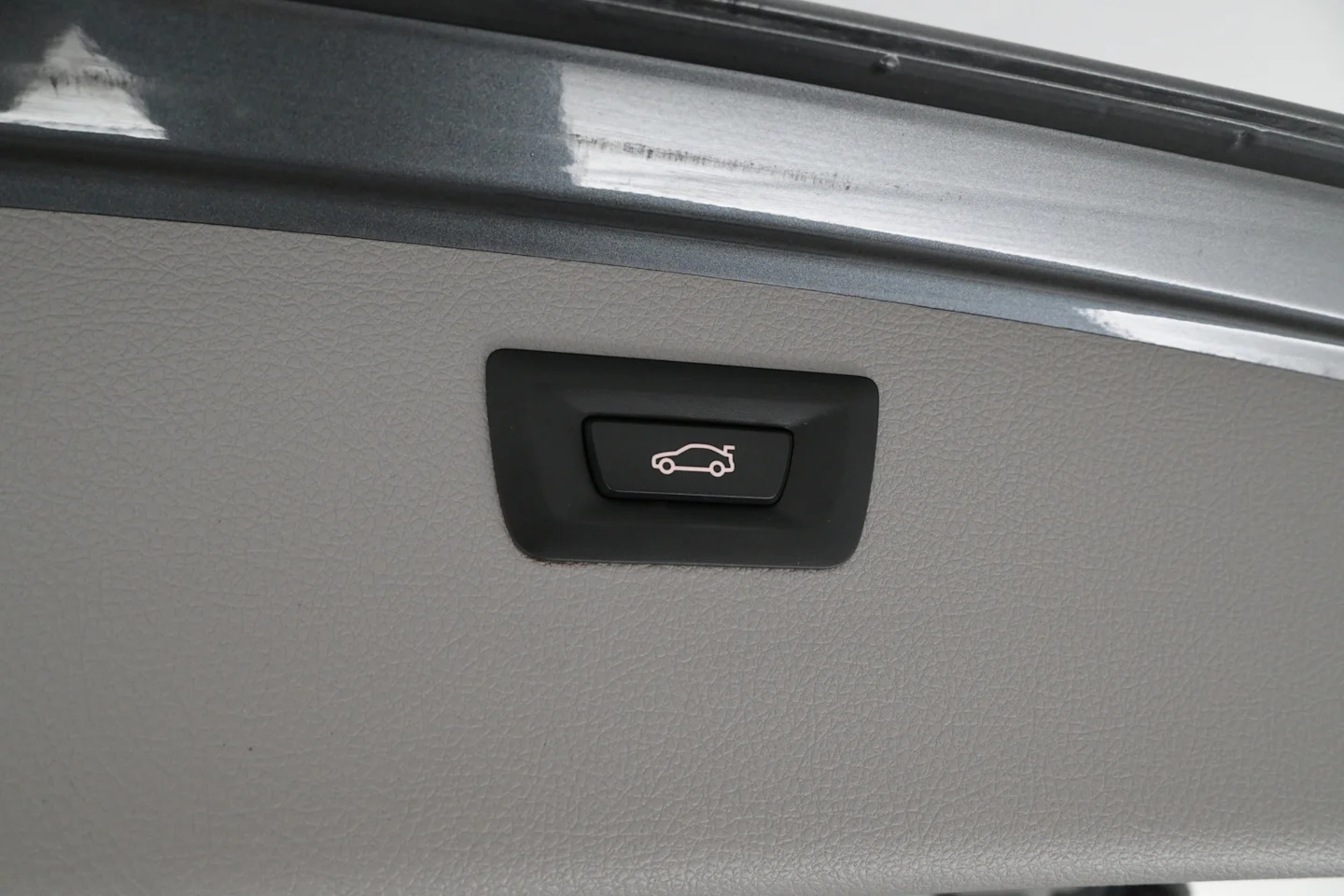 Car Image - 7jWSxeudiB5QsE2Hm0hgqS