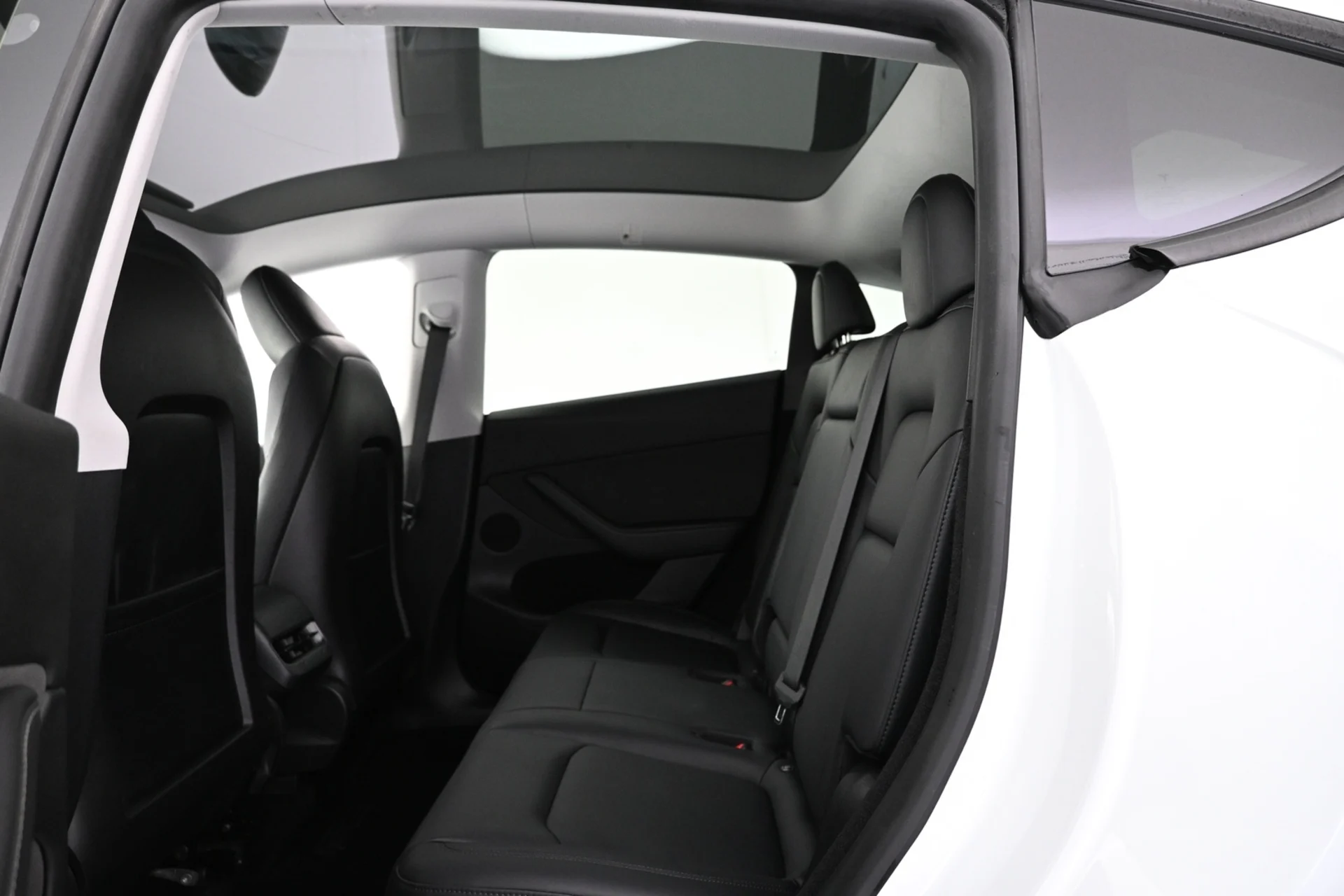 Car Image - 2XBR3x3J1TboeyTzn6GsaS