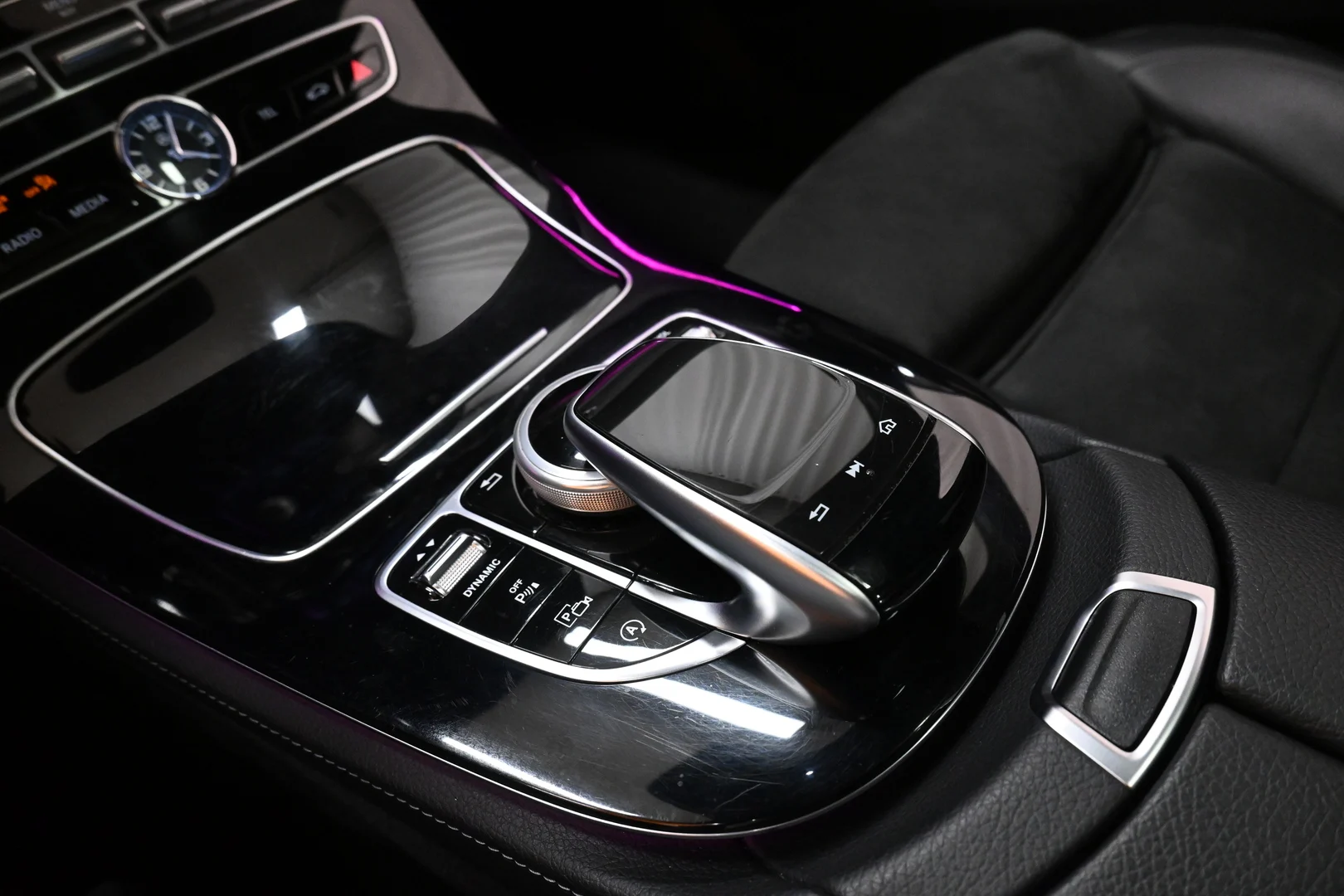 Car Image - 6rJvEPAIaPAJjDsv18Oe7v