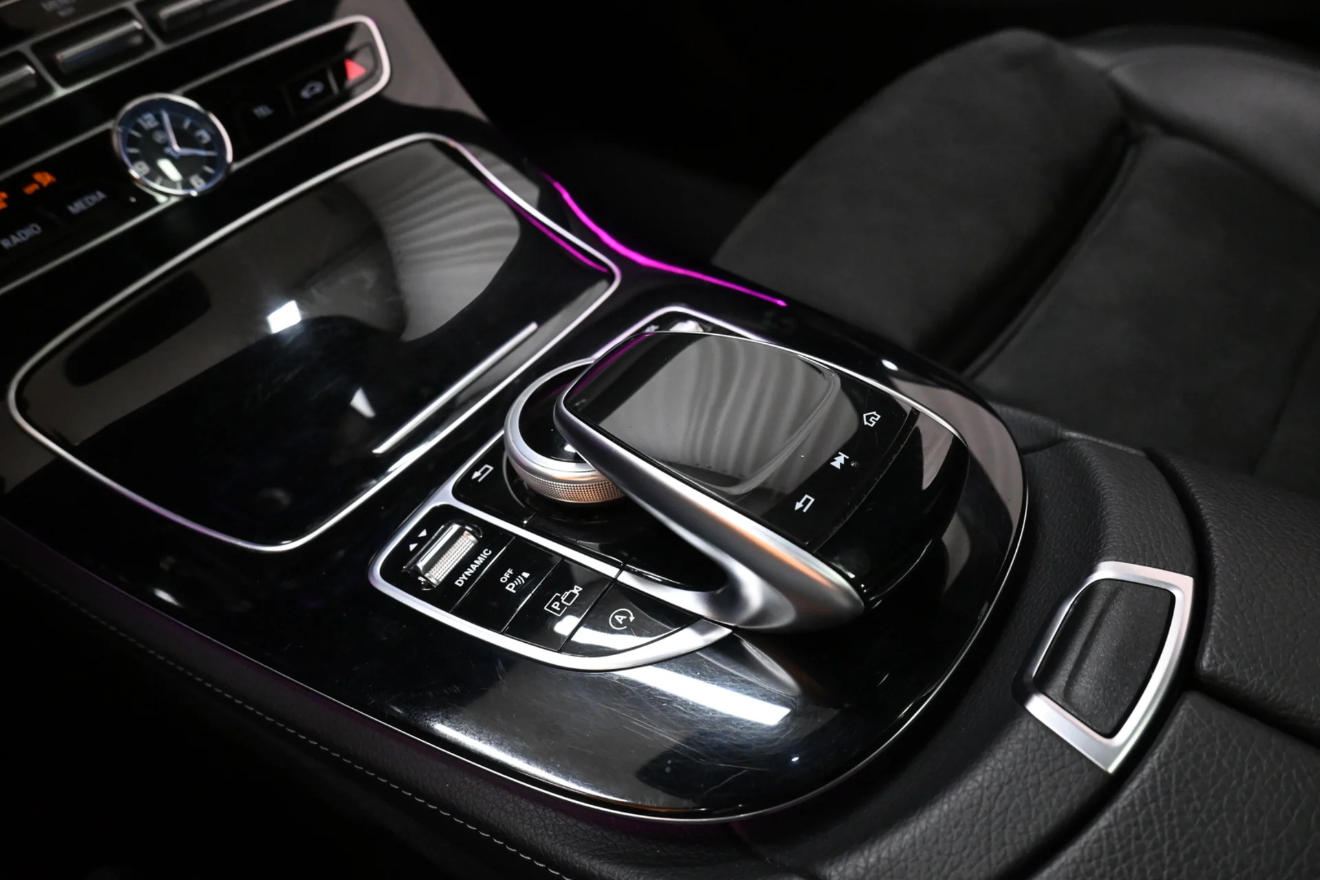 Car Image - 6rJvEPAIaPAJjDsv18Oe7v