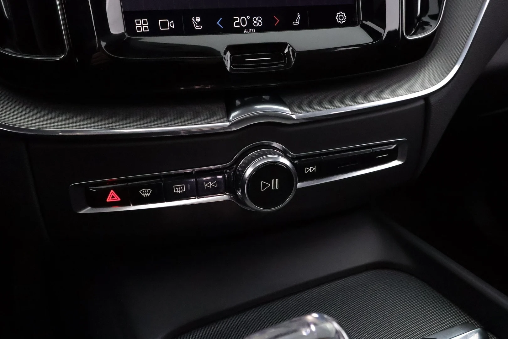 Car Image - 6nZSsMKbxZZ1lDVRpMxGm0