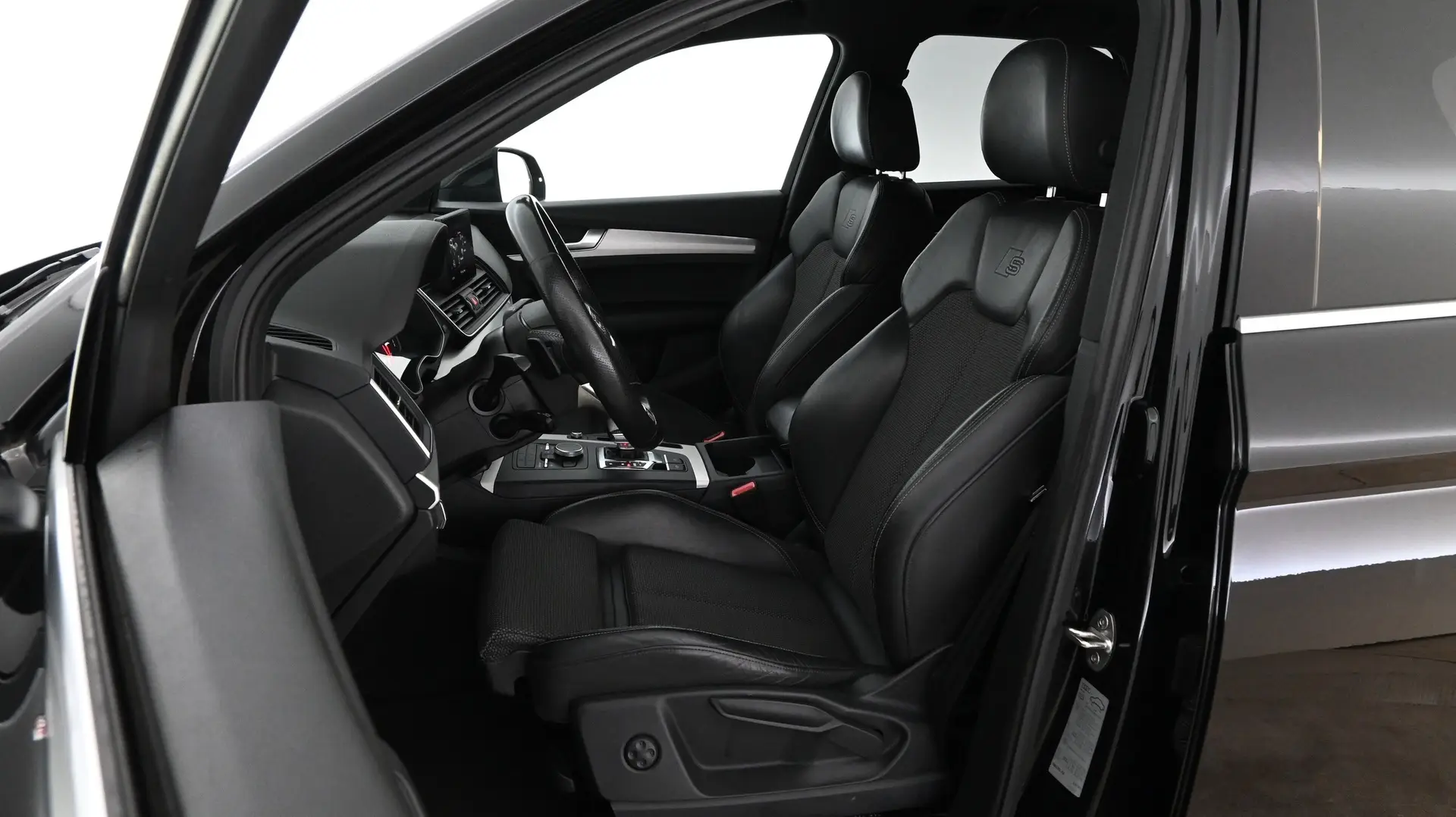Car Image - 4vXpfN6NgbSkz4PPSyWkxu