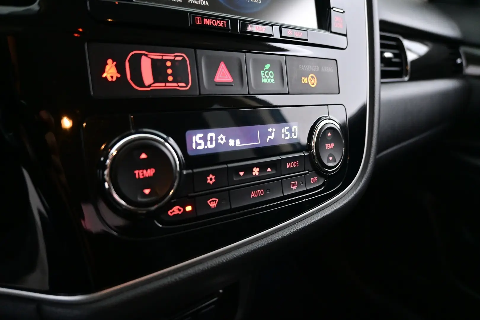 Car Image - 67ZvaloxhGFdvm4VTd6b41