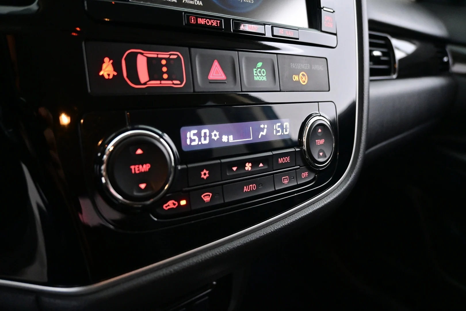 Car Image - 67ZvaloxhGFdvm4VTd6b41