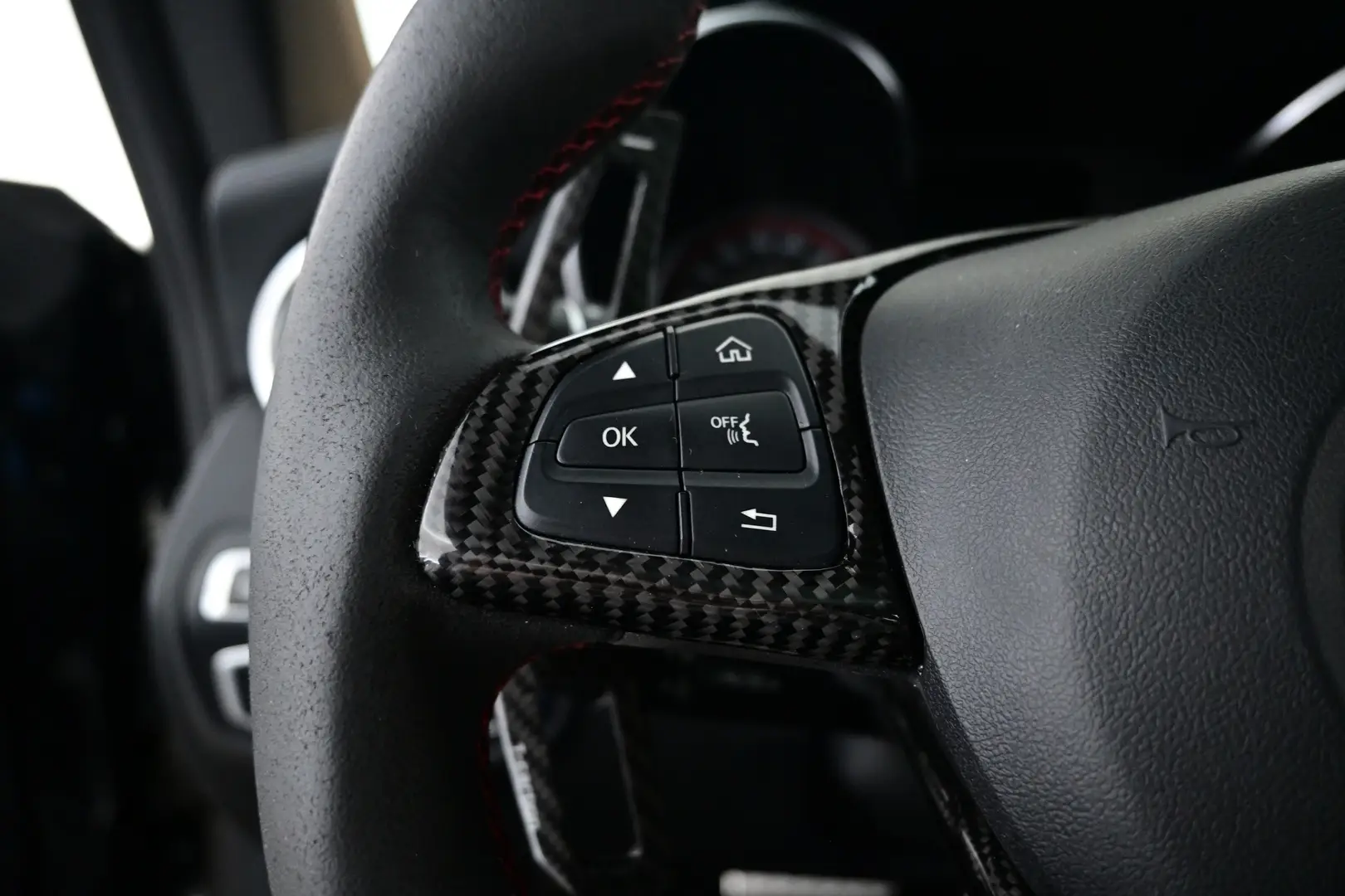 Car Image - 5UtzowFls2S3QdHfGVndjF