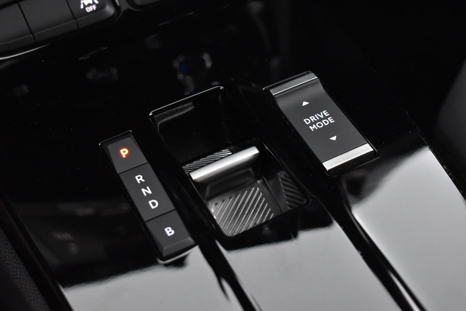 Car Image - 7vgLuoUfPqdP2bYsSUDxRs
